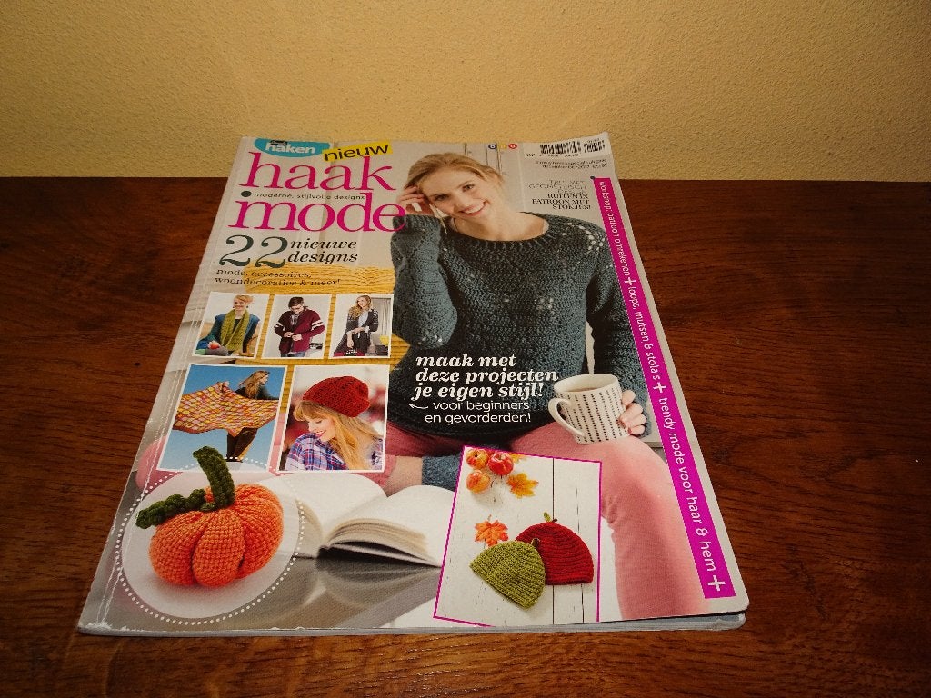 Simply haken speciale uitgave dec. 06/2017 22 designs, Hobby en Vrije tijd, Breien en Haken, Ophalen of Verzenden, Gebruikt, Haken