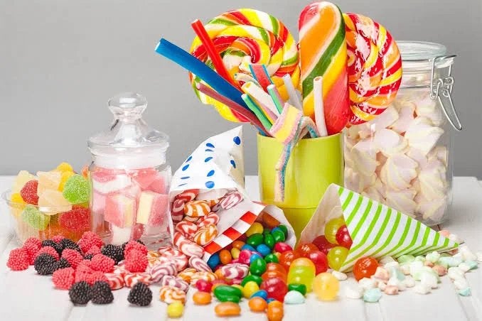 gezocht snoepjes decoratie, Hobby en Vrije tijd, Ophalen of Verzenden, Gebruikt, Feestartikel, Carnaval