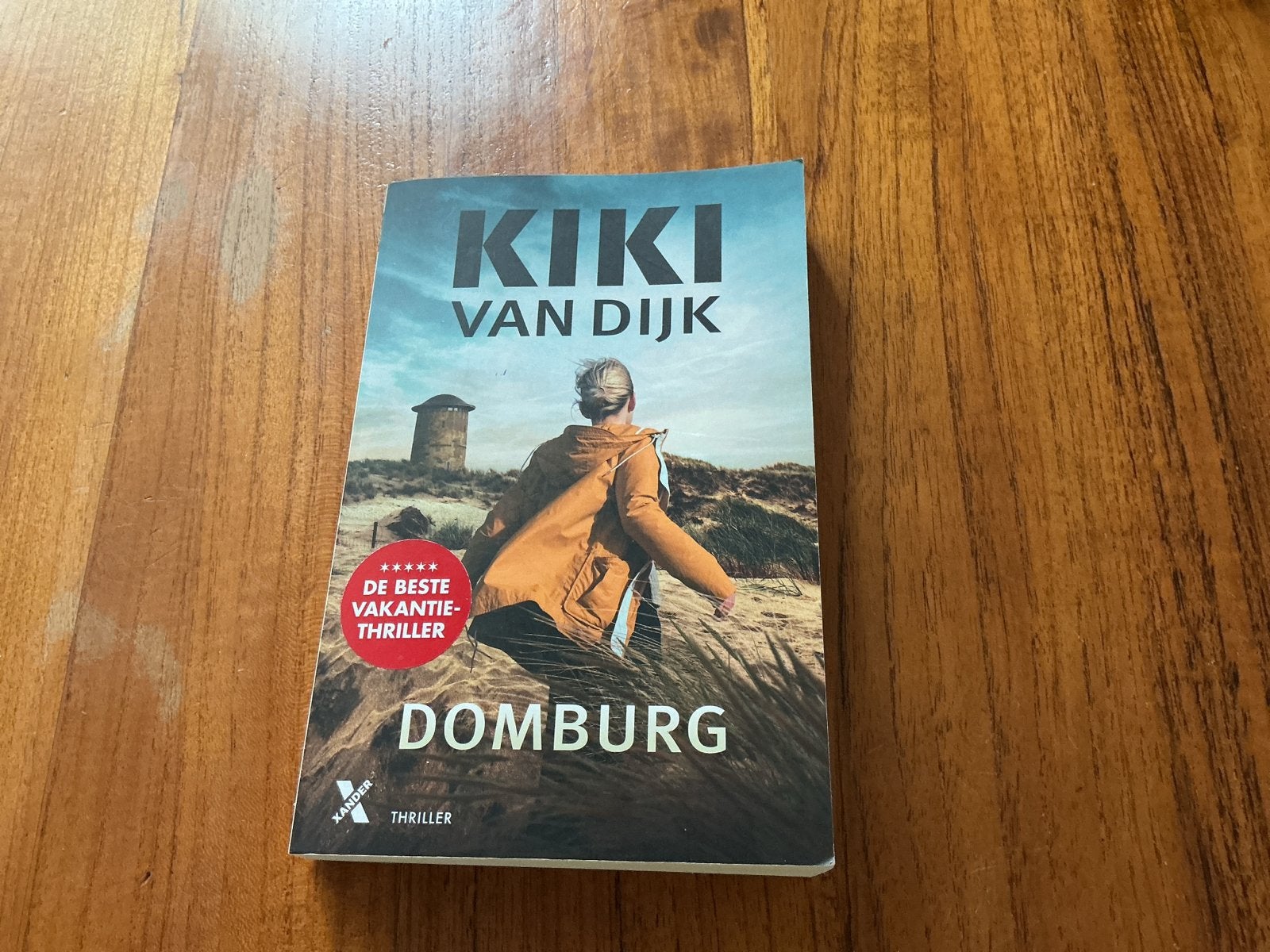 Kiki van Dijk - Domburg (Thriller), Boeken, Ophalen of Verzenden, Zo goed als nieuw, Nederland