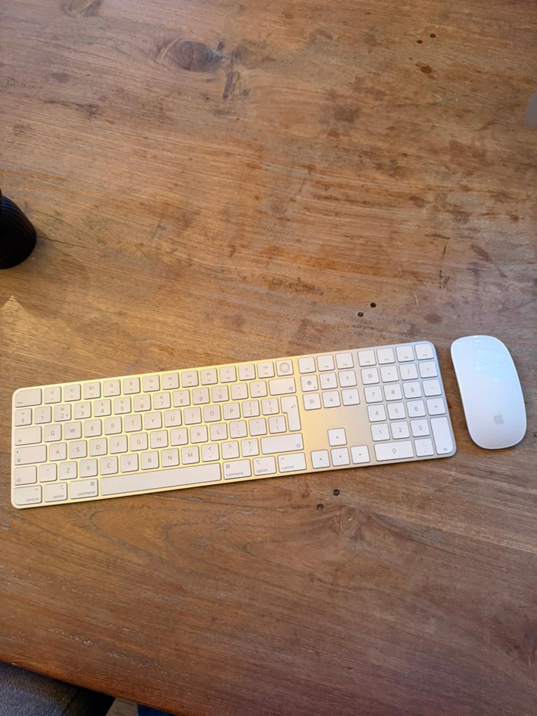 Apple Magic Keyboard Numeric TouchID + Mouse 2 | zgan, Computers en Software, Toetsenborden, Zo goed als nieuw, Numeriek, Toetsenbord en muis-set