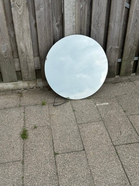 Te koop ronde led spiegel 61 cm badkamer, Huis en Inrichting, Woonaccessoires | Spiegels, Ophalen, Rond, Zo goed als nieuw, Minder dan 100 cm