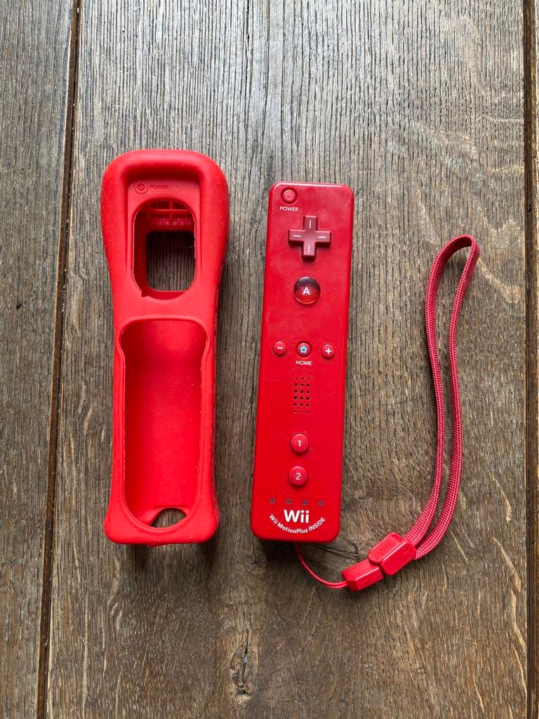 Rode Nintendo Wii controller, Ophalen of Verzenden, Zo goed als nieuw, Wii, Wii-mote of Nunchuck