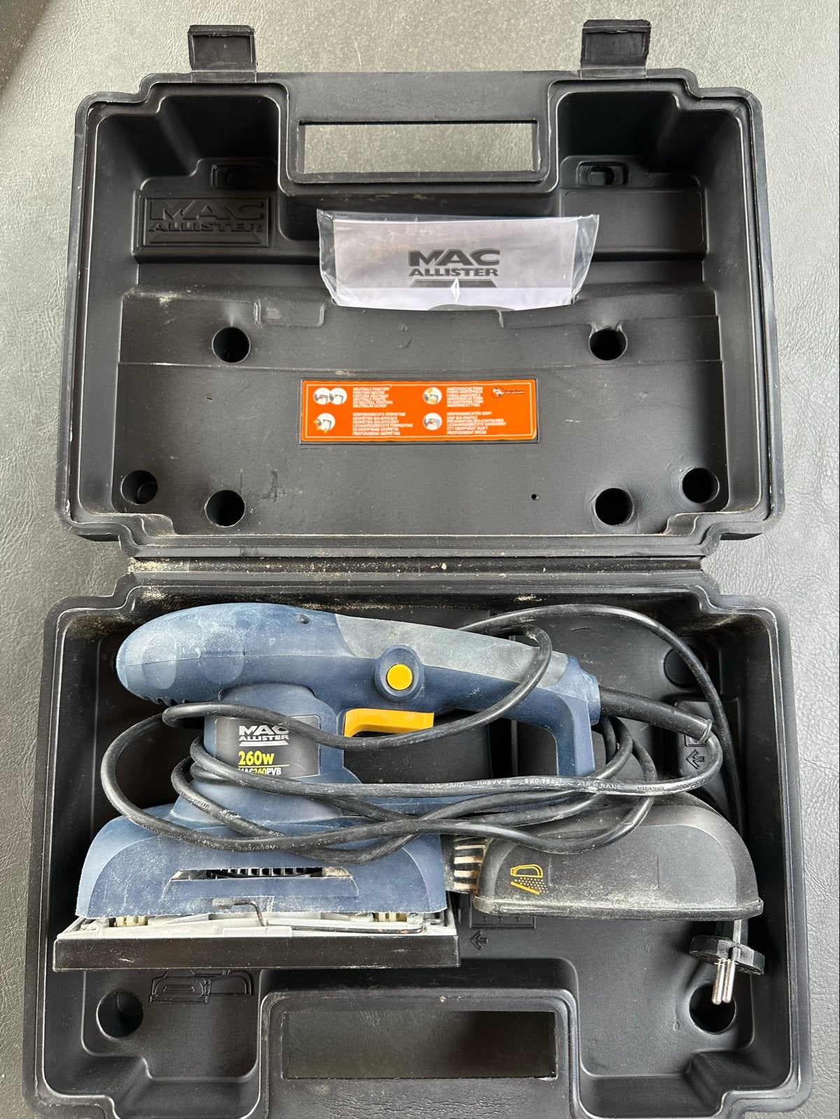 Mac Allister Vlakschuurmachine 260W met koffer, Ophalen of Verzenden, Gebruikt, Minder dan 600 watt, Vlakschuurmachine