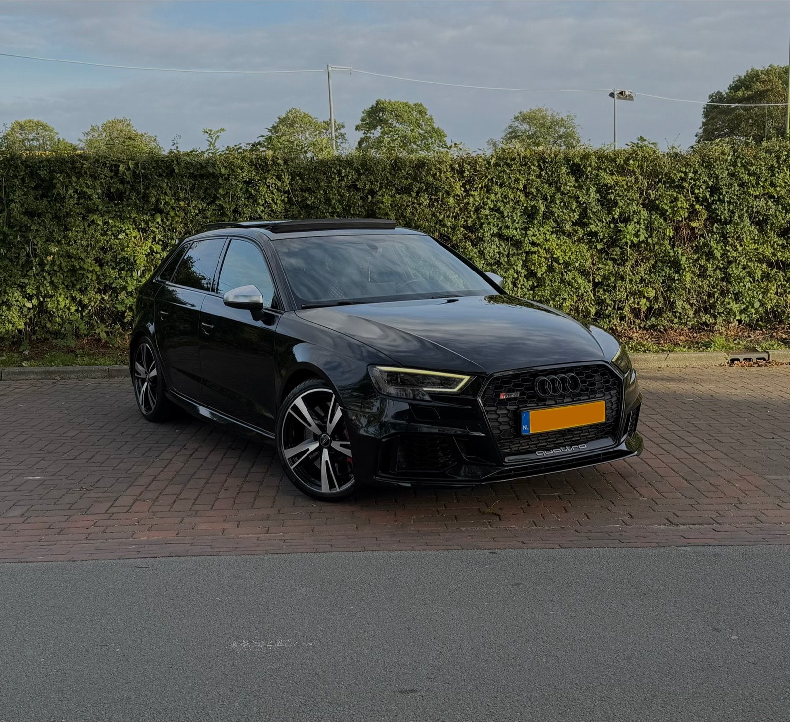 Audi RS3 Sportback Matrix Quattro 2.5 TFSI Pano|B&O BOMVOL!!, Auto's, Automaat, Dealer onderhouden, RS3, Zwart
