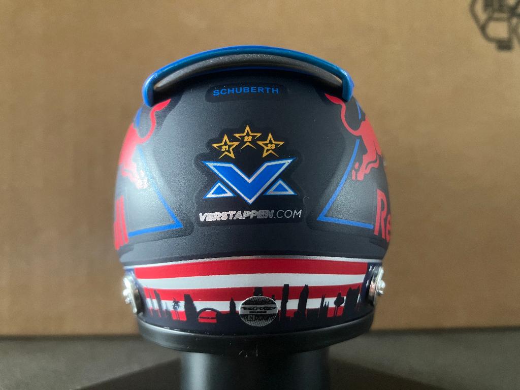 ✅ Max Verstappen 1:4 helm 2024 USA GP Red Bull RB20, Verzamelen, Automerken, Motoren en Formule 1, Ophalen of Verzenden, Nieuw
