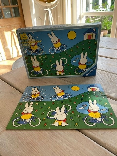 Nijntje Puzzel. Dick Bruna. Nijntje op de fiets. 15 stukjes., Ophalen, 10 tot 50 stukjes, Gebruikt, 6 maanden tot 2 jaar