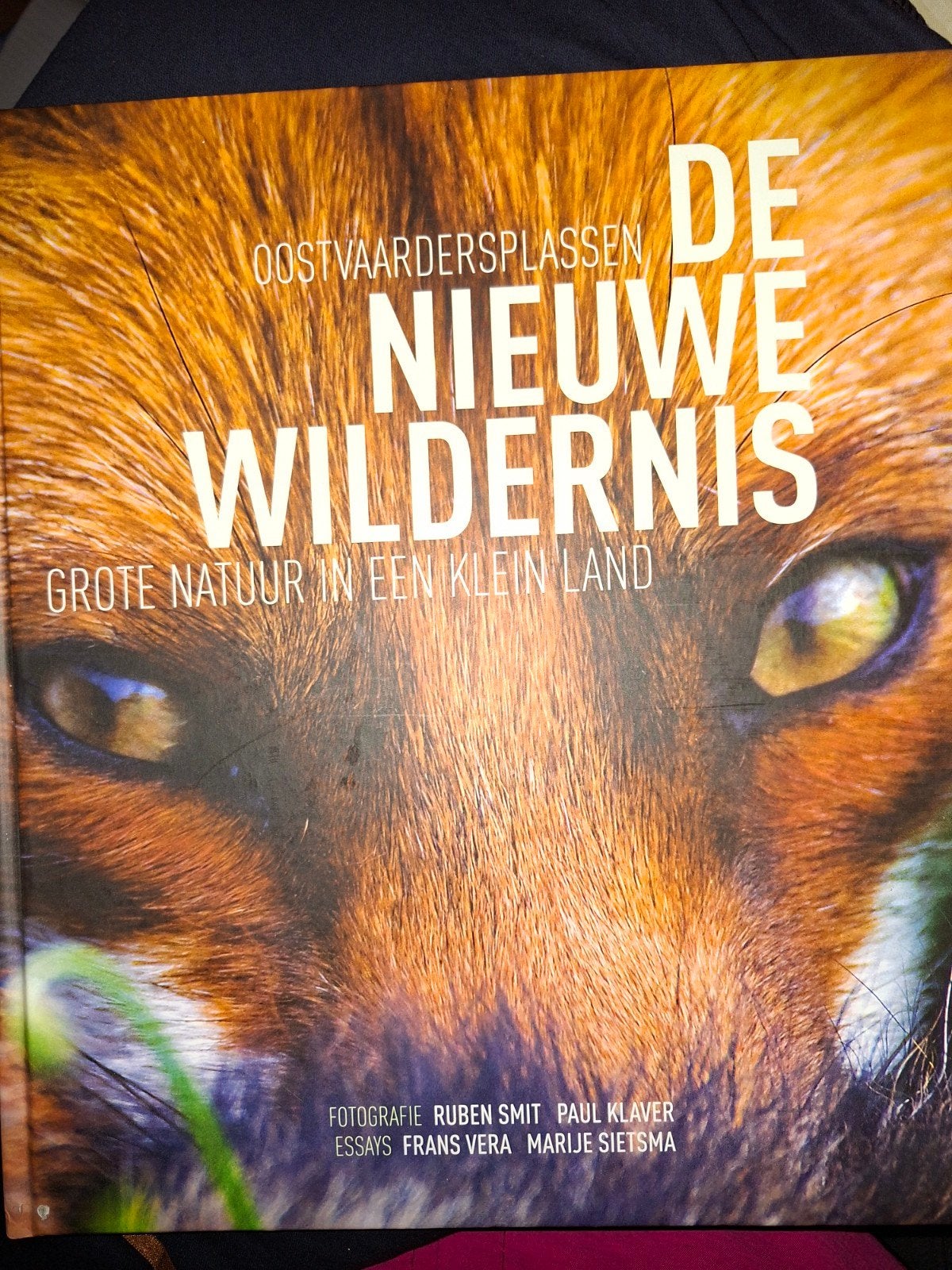 Oostvaardersplassen: De Nieuwe Wildernis - Natuurboek, Ophalen of Verzenden, Zo goed als nieuw, Natuur algemeen