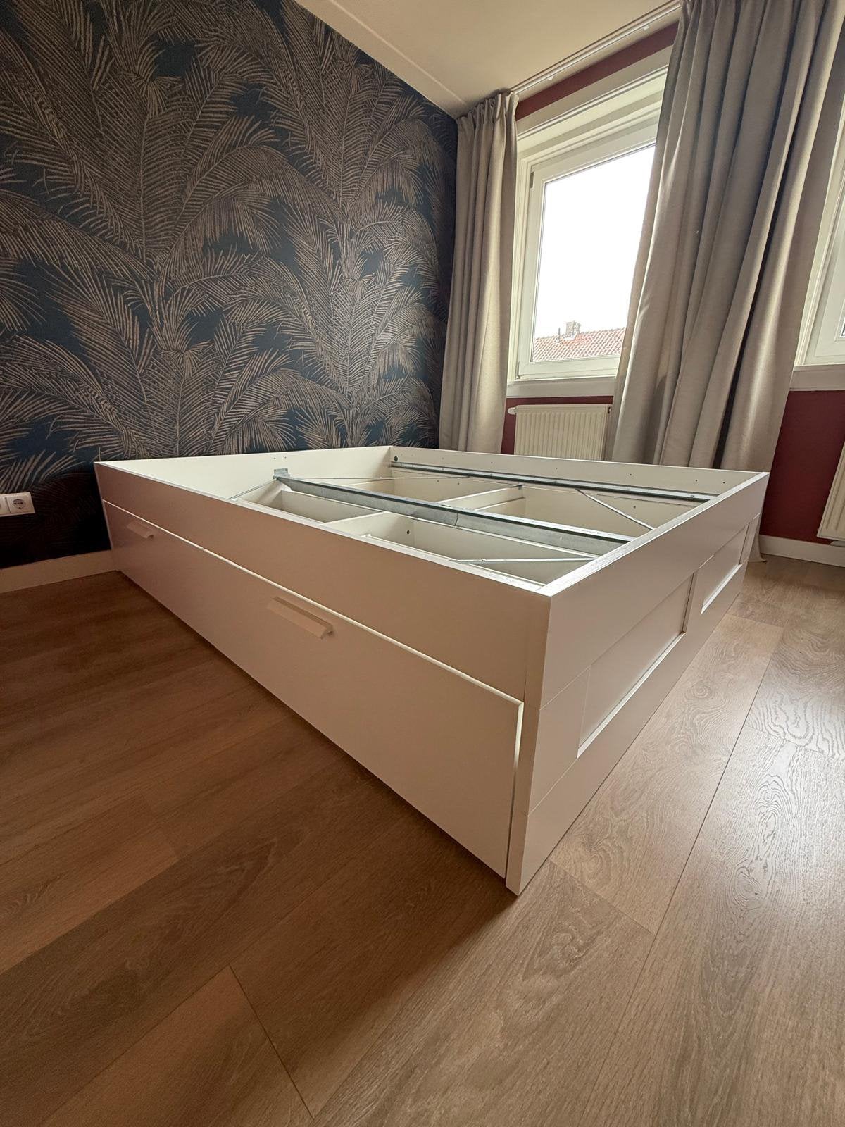 IKEA BRIMNES bed 160x200 + 2x LEIRSUND lattenbodem, Ophalen, Wit, Tweepersoons, 160 cm