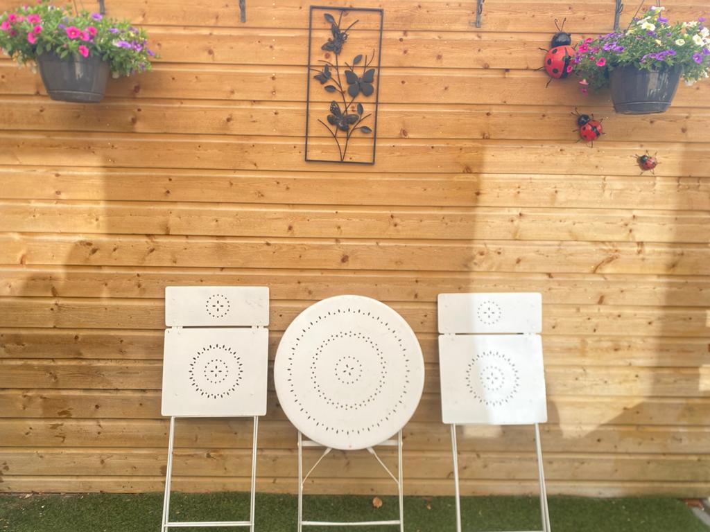 Compacte witte bistro set - 2 stoelen en tafel, 2 zitplaatsen, Overige materialen, Gebruikt, Eettafel