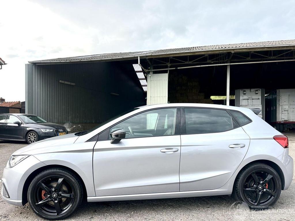 SEAT Ibiza gereserveerd FR 1.0 TSI 110pk 7-traps aut + F1 5d, Auto diversen, Schadeauto's, Automaat, Zilver of Grijs, 999 cc, Benzine