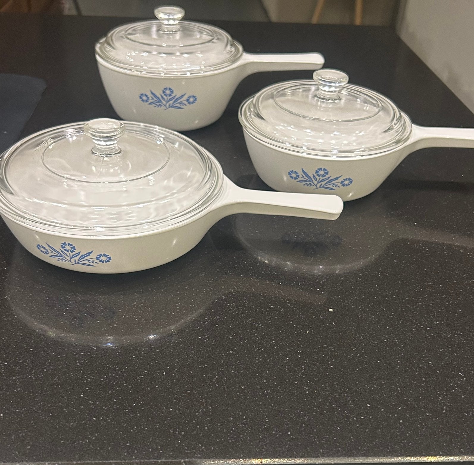 Vintage Corning Ware Menuette set –3 pannen+ Pyrex deksels, Met deksel, Ophalen of Verzenden, Zo goed als nieuw, Pannenset