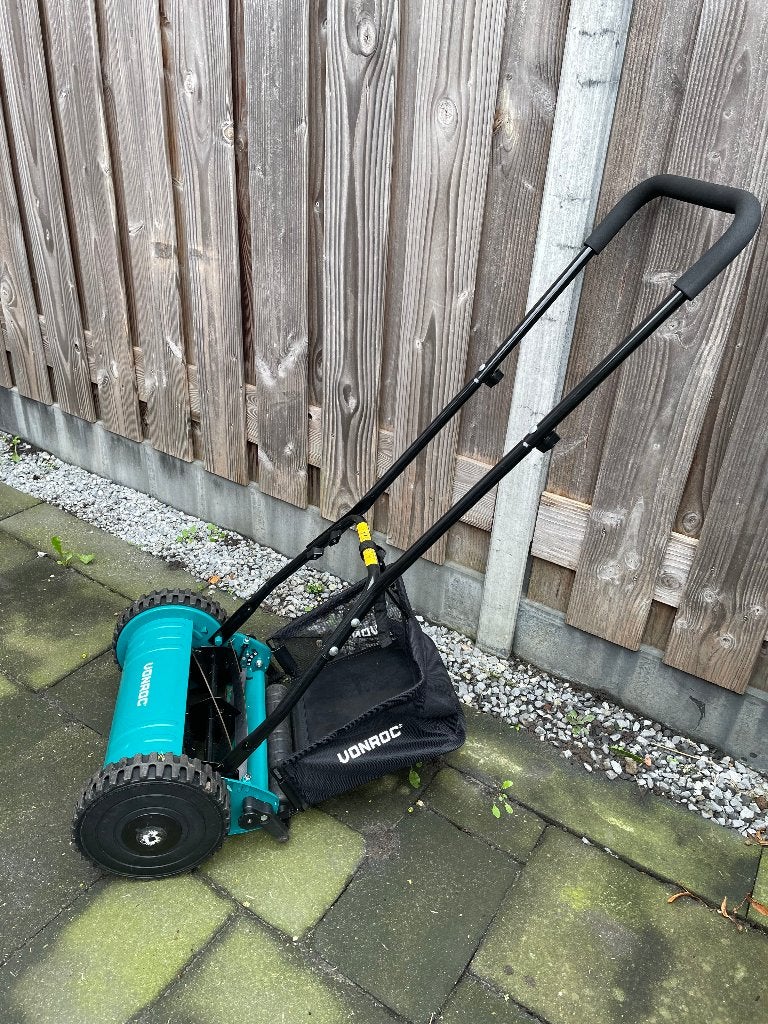 Handgrasmaaier met opvangzak, Handgrasmaaier, Zo goed als nieuw, Opvangzak, 30 t/m 39 cm