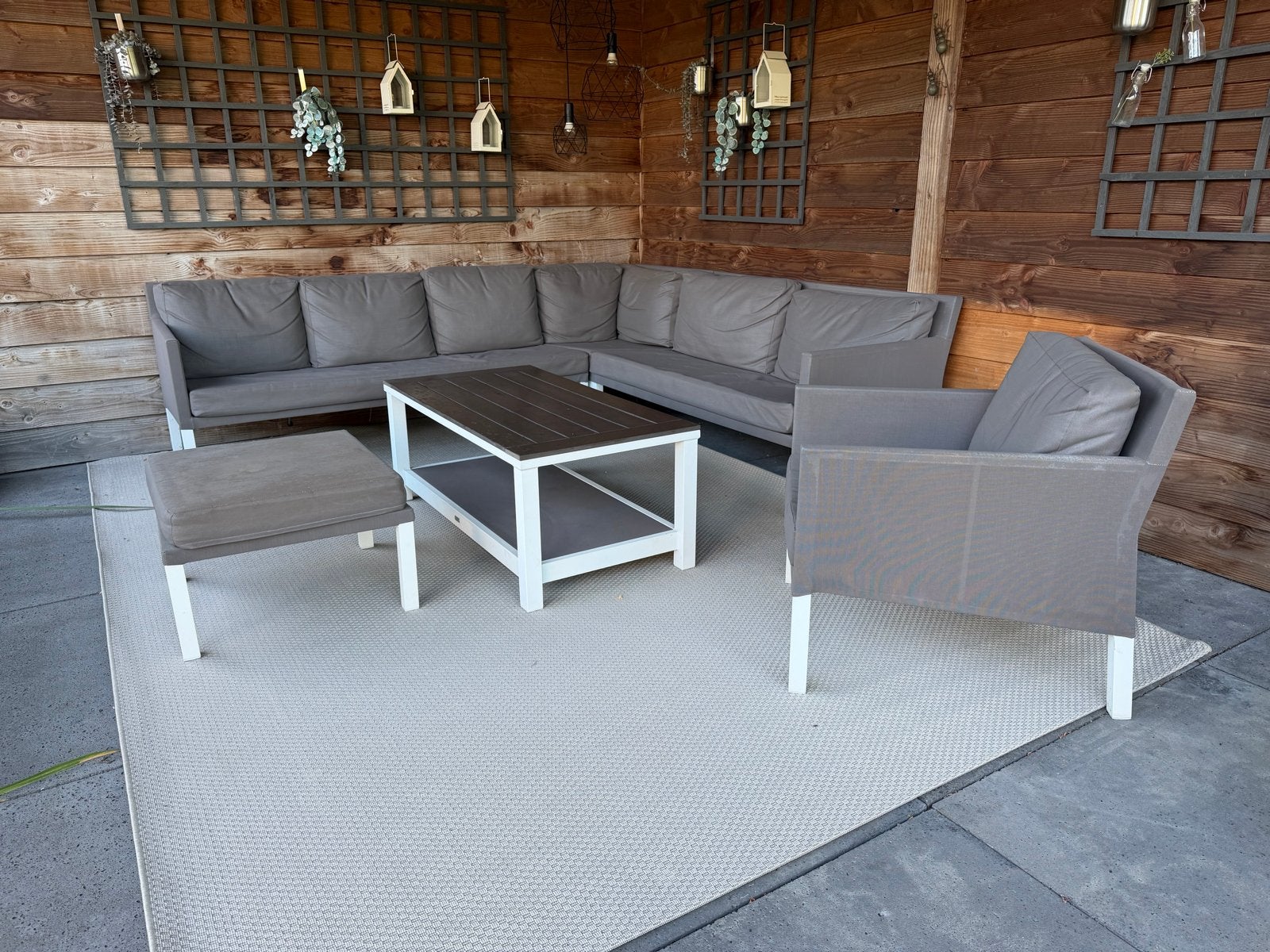 Complete loungeset van LIFE met hoekbank, fauteuil en tafel, Ophalen, Overige materialen, Gebruikt, Meer dan 8 zitplaatsen