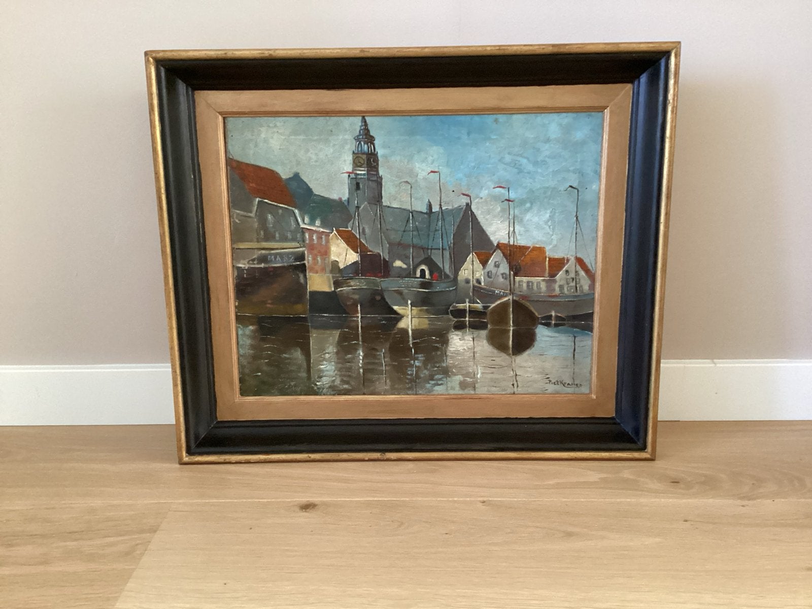 Schilderij Piet Kramer - Haven met boten en kerk, Maritiem / water, Doek, Realistisch, Ophalen of Verzenden