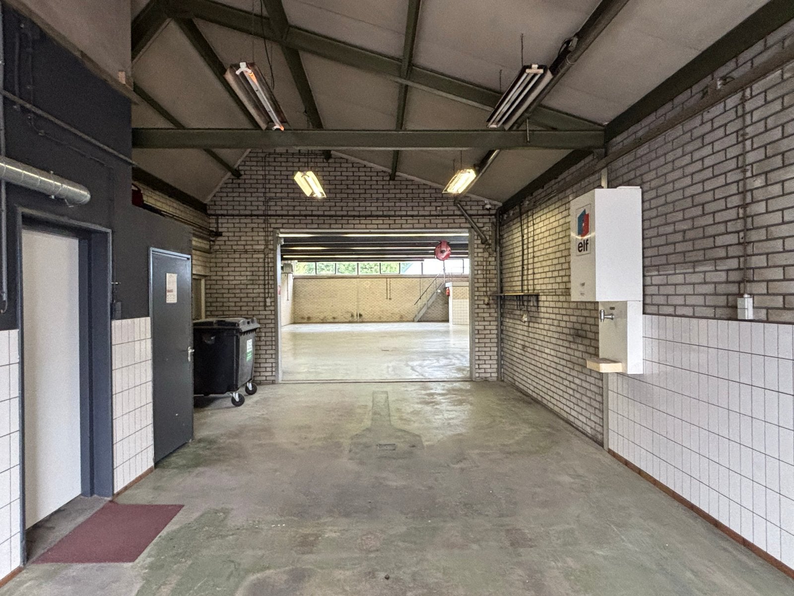 Bedrijfsruimte 400m² te huur in Lemelerveld; Dalfsen, Ommen, Huur, Bedrijfsruimte