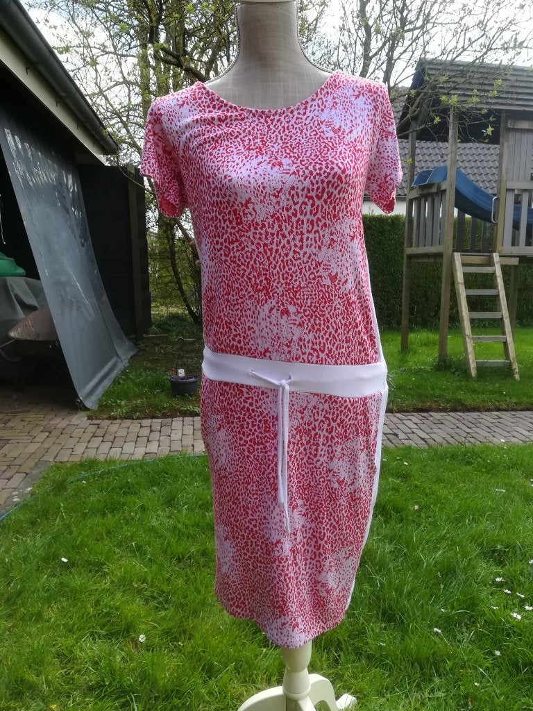 te koop: jurk met korte mouw, Maat 38/40 (M), Ophalen of Verzenden, Zo goed als nieuw, G. Ricceri