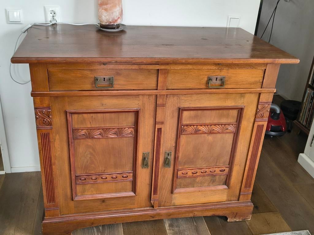 Prachtige antieke kast 125 x 67 x 100, Ophalen, 50 tot 75 cm, 50 tot 100 cm