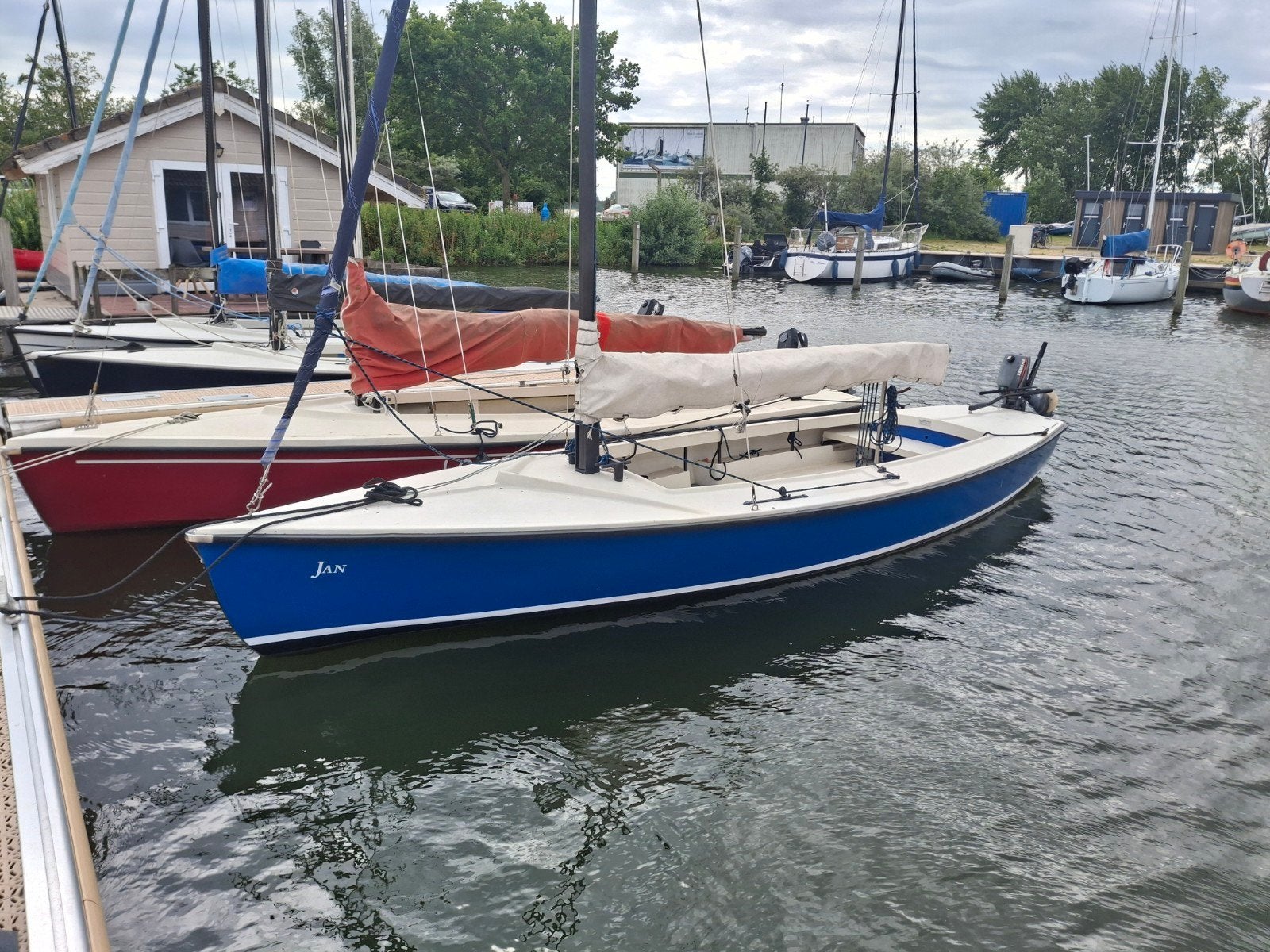 Diverse Polyvalken te koop, Ophalen, Gebruikt, Polyester, Benzine