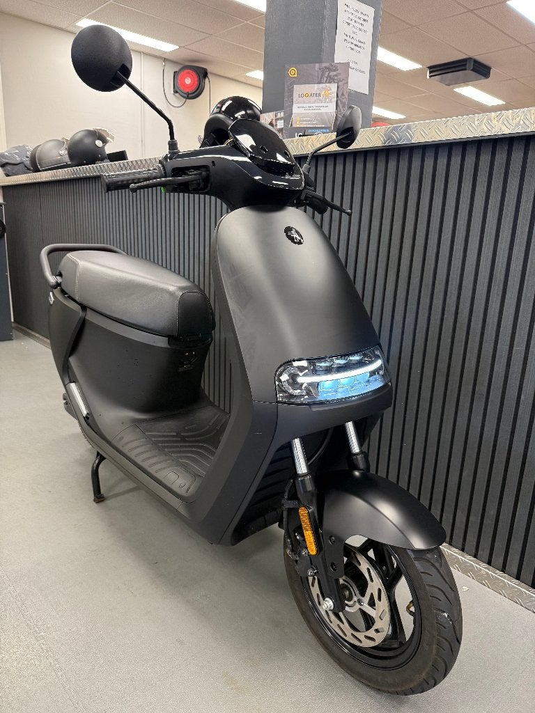 Segway E110S Launch Edition Brom BJ 2021 met 3500KM, Ophalen, Maximaal 45 km/u, Elektrisch, Zo goed als nieuw