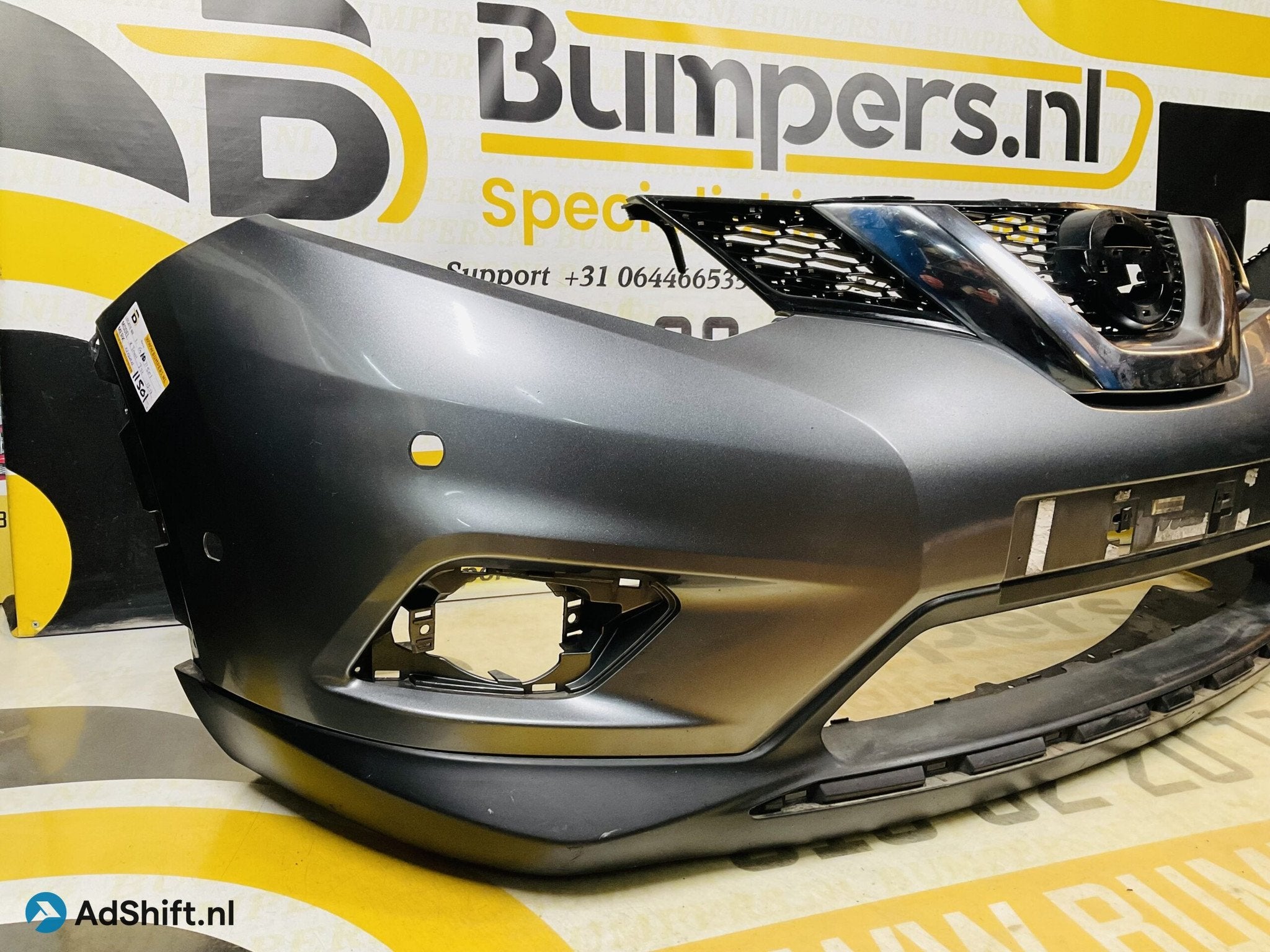 BUMPER Nissan XTrail X-Trail T32 6xpdc 2013-2017 VOORBUMPER, Auto-onderdelen, Bumper