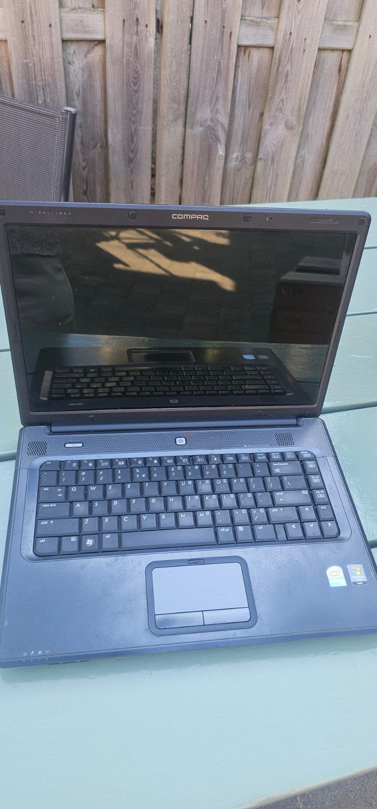 Compaq laptop uit 2013 - Werkt niet (voor onderdelen), Computers en Software, Windows Laptops, Ophalen, 15 inch, Compaq, Niet werkend