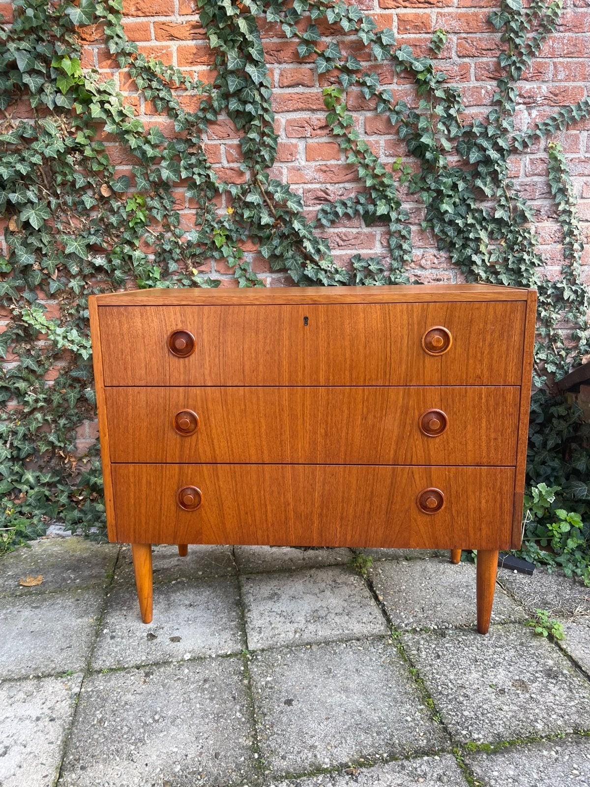 Vintage 3-ladenkastje met ronde greepjes, Huis en Inrichting, Kasten | Ladekasten, Ophalen, O, O, O
