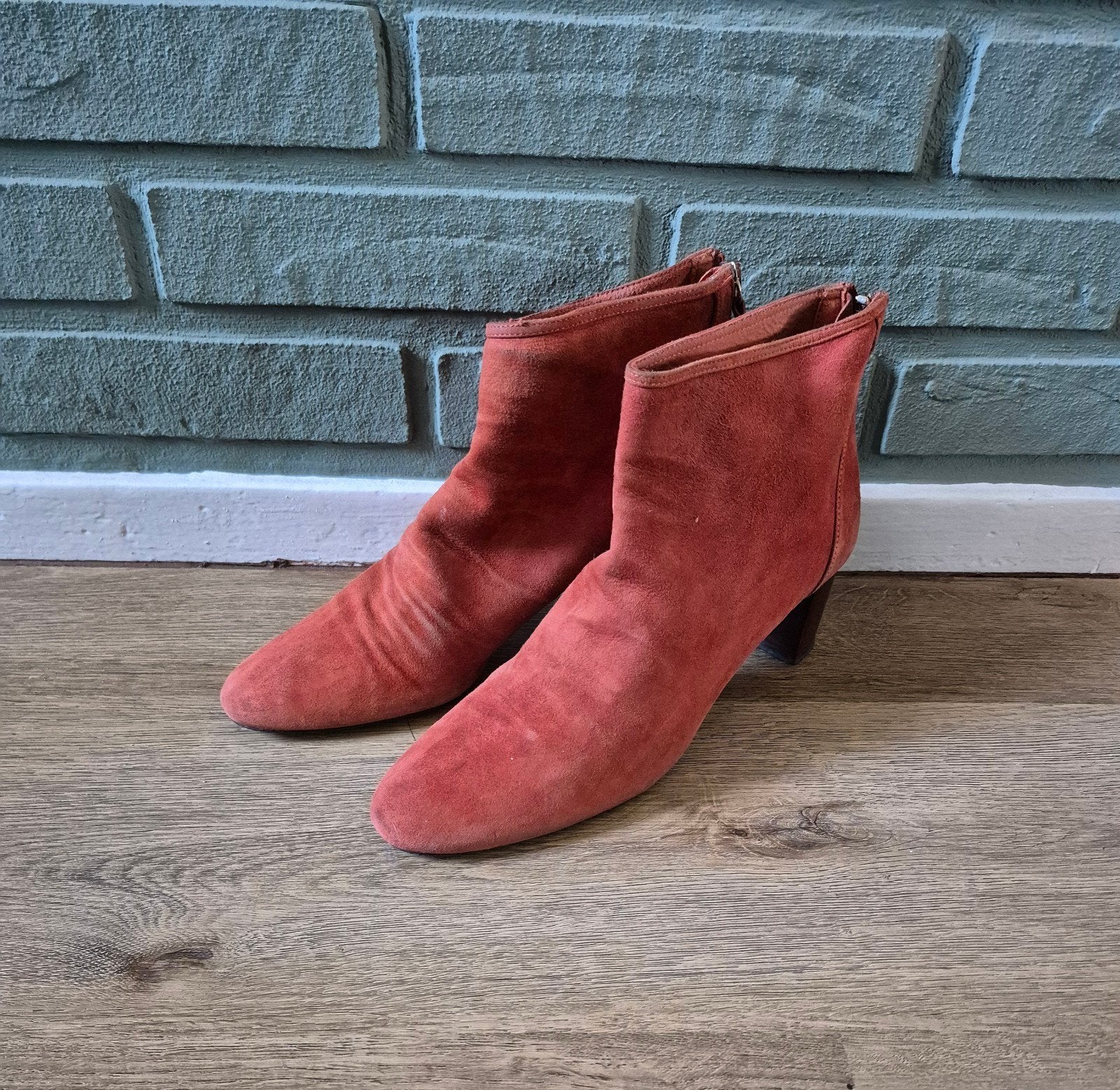Zara suède laarsjes maat 39, Kleding | Dames, Schoenen, Zara, Lage of Enkellaarzen, Oranje, Ophalen of Verzenden