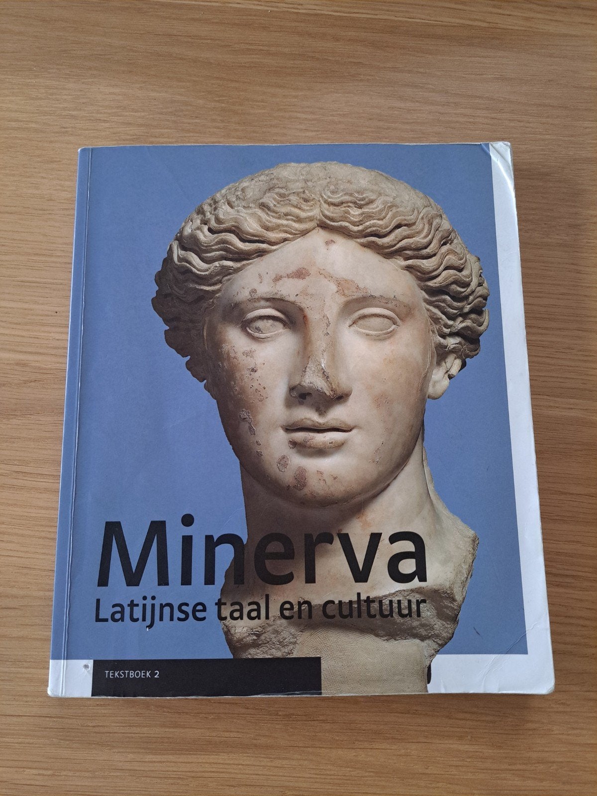 Minerva Latijnse taal en cultuur - Tekstboek 2, Onbekend, Ophalen of Verzenden, Zo goed als nieuw, MBO