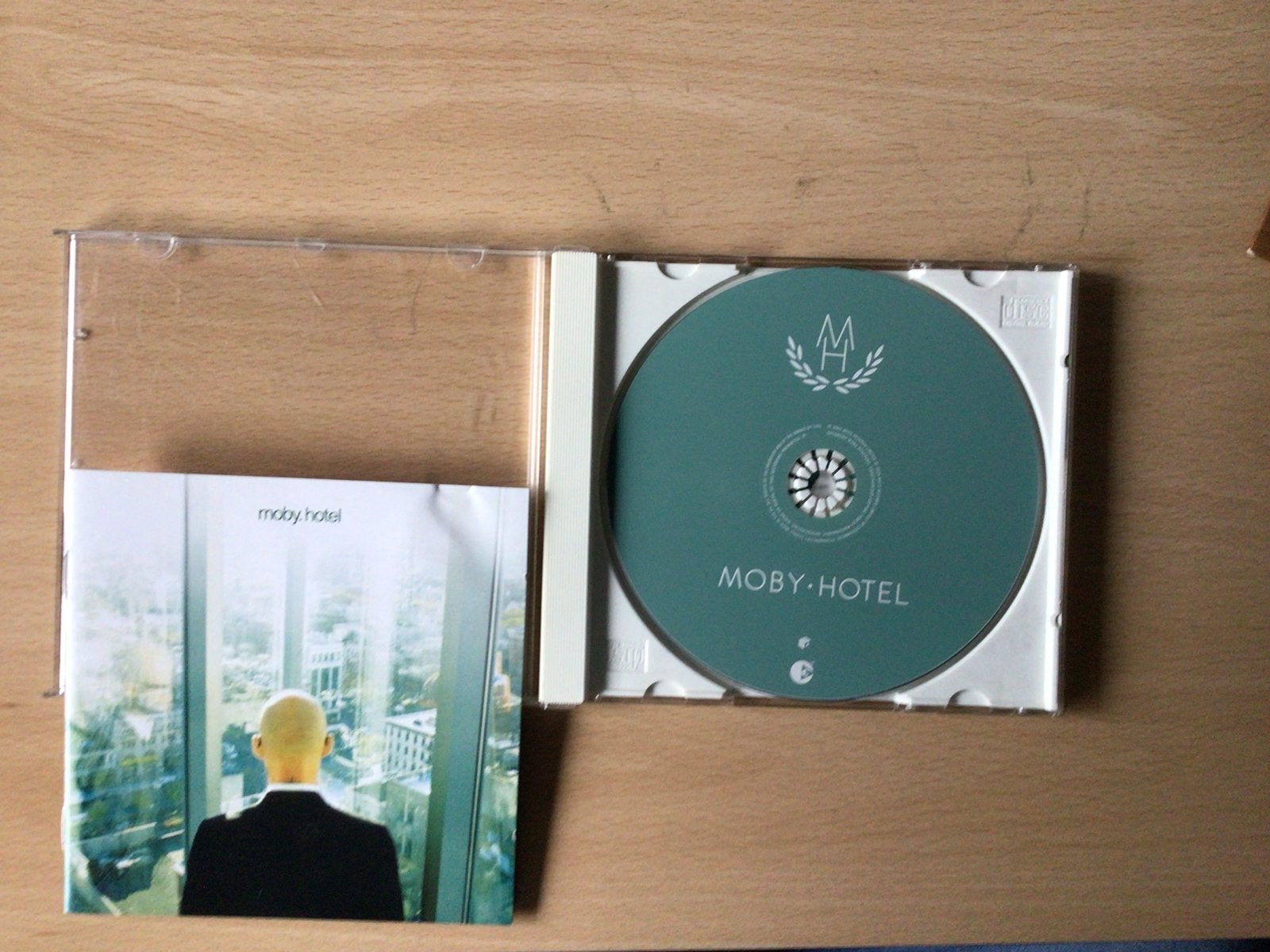 Moby-Hotel. Topcd., Cd's en Dvd's, Ophalen of Verzenden, Zo goed als nieuw