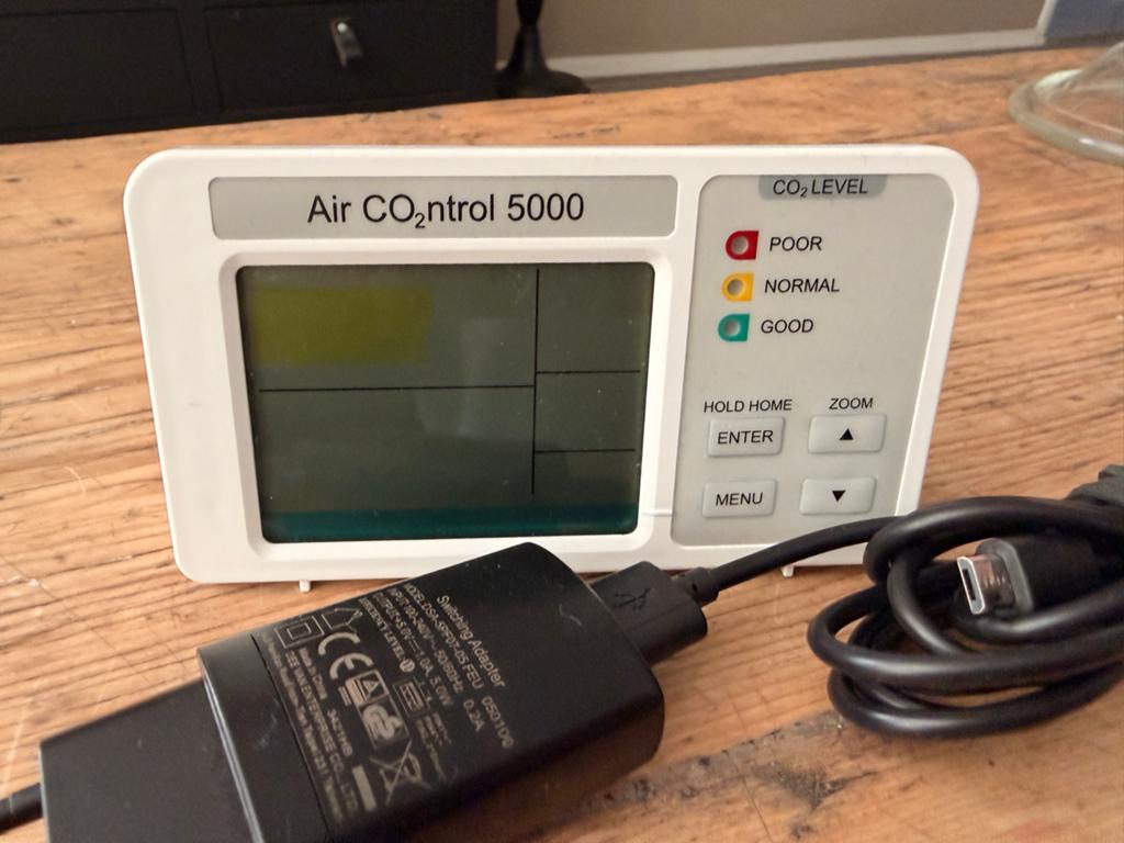 Air CO2ntrol 5000 CO2-meter met adapter, Ophalen of Verzenden, Zo goed als nieuw, Overige meters
