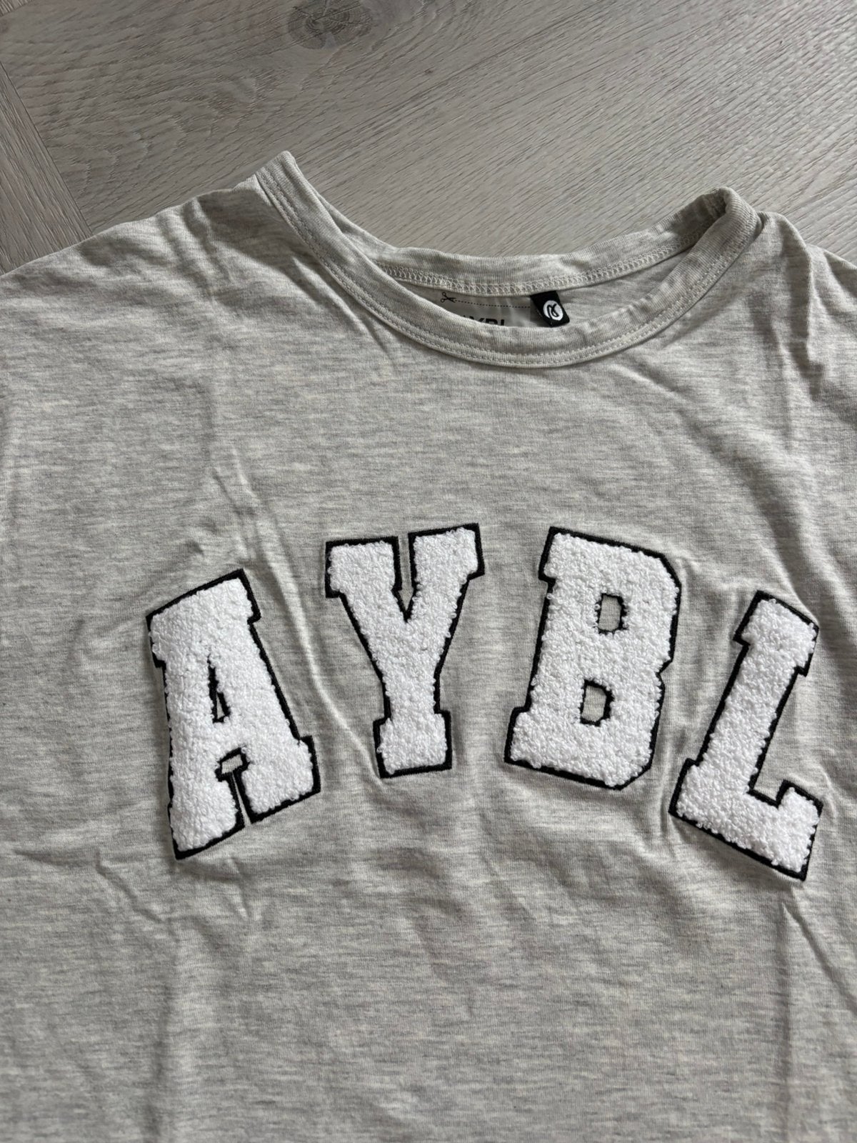 Bijna NIEUW: sportshirt van ABYL mt S, Ophalen of Verzenden, Maat 36 (S), Grijs, Fitness of Aerobics