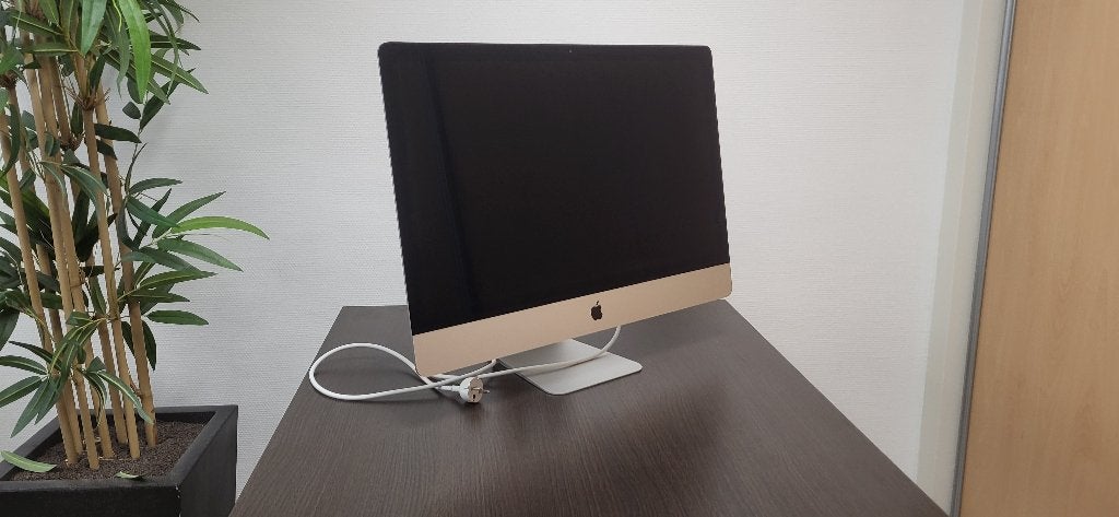 iMac (Retina 5K, 27-inch, 2017) x8, Computers en Software, Apple Desktops, Gebruikt, iMac, HDD, 3 tot 4 Ghz, 8 GB, Ophalen