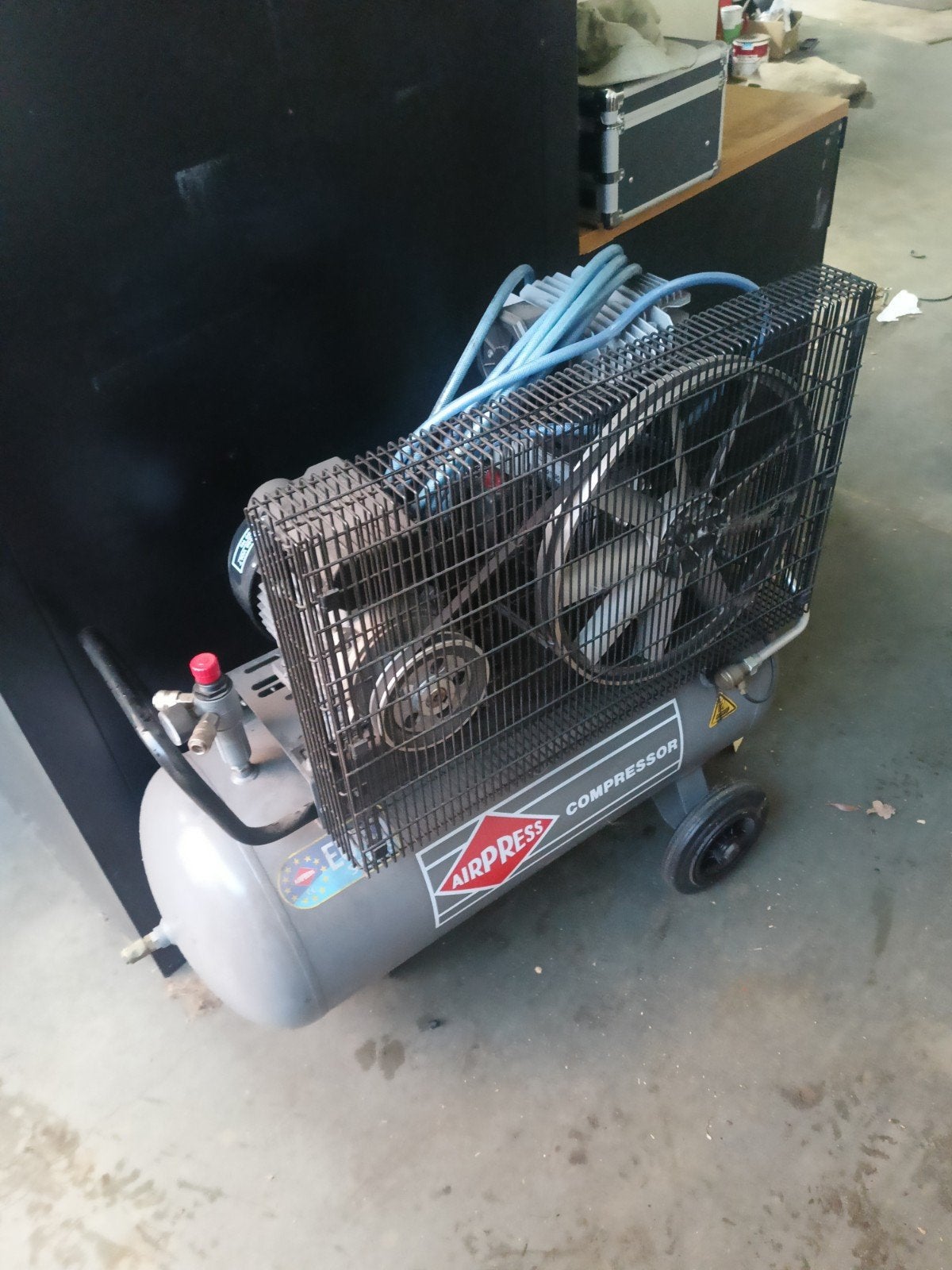 Compressor, 100 liter of meer, Ophalen, Zo goed als nieuw