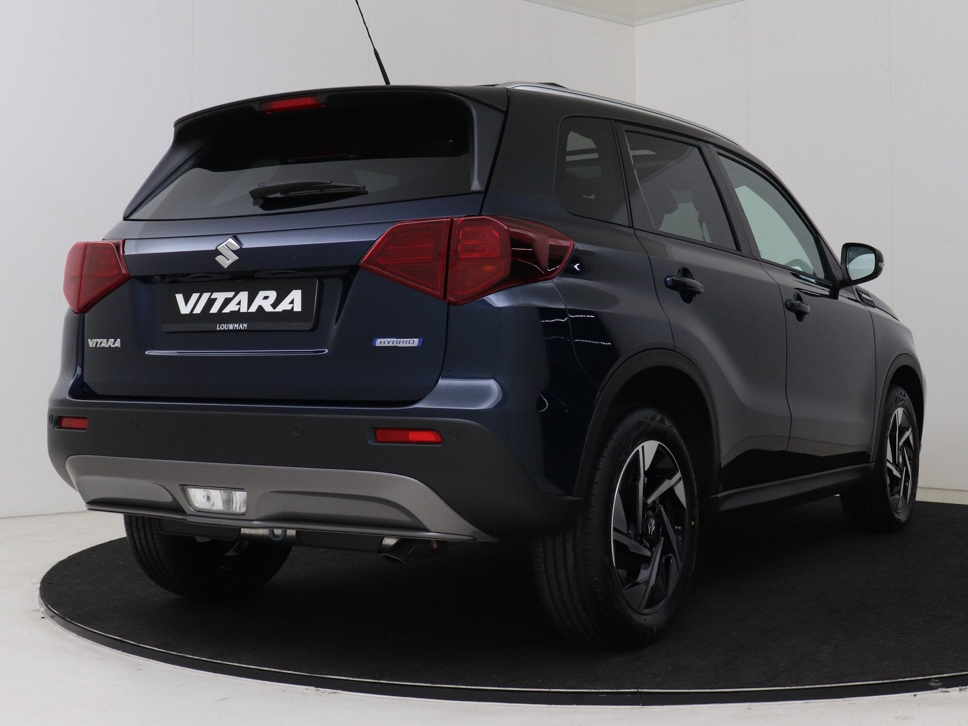 Suzuki Vitara 1.4 Boosterjet Style Hybrid | Parkeersensoren, Voorwielaandrijving, 12 maanden, Zwart, 4 cilinders