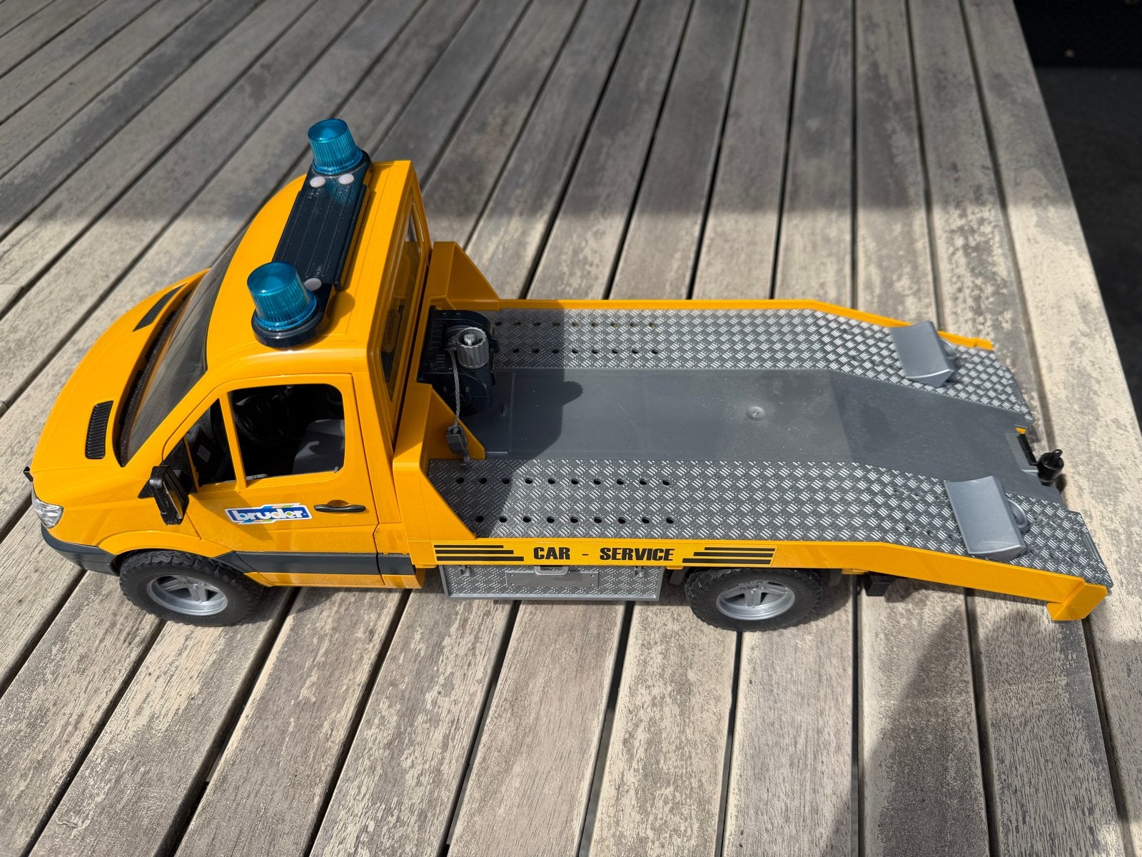 Bruder Mercedes-Benz Sprinter Takelwagen met Licht en Geluid, Ophalen, Gebruikt