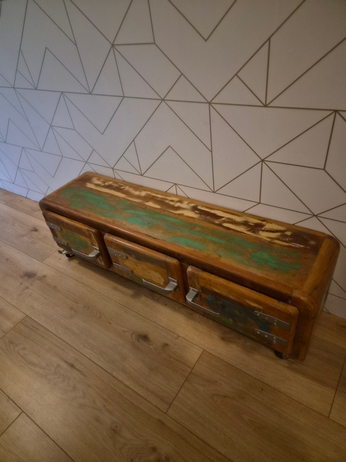 Industrieel TV-meubel van Balinees vissersboot hout, Huis en Inrichting, Ophalen, Industrieel, Balinees, Gebruikt, 100 tot 150 cm