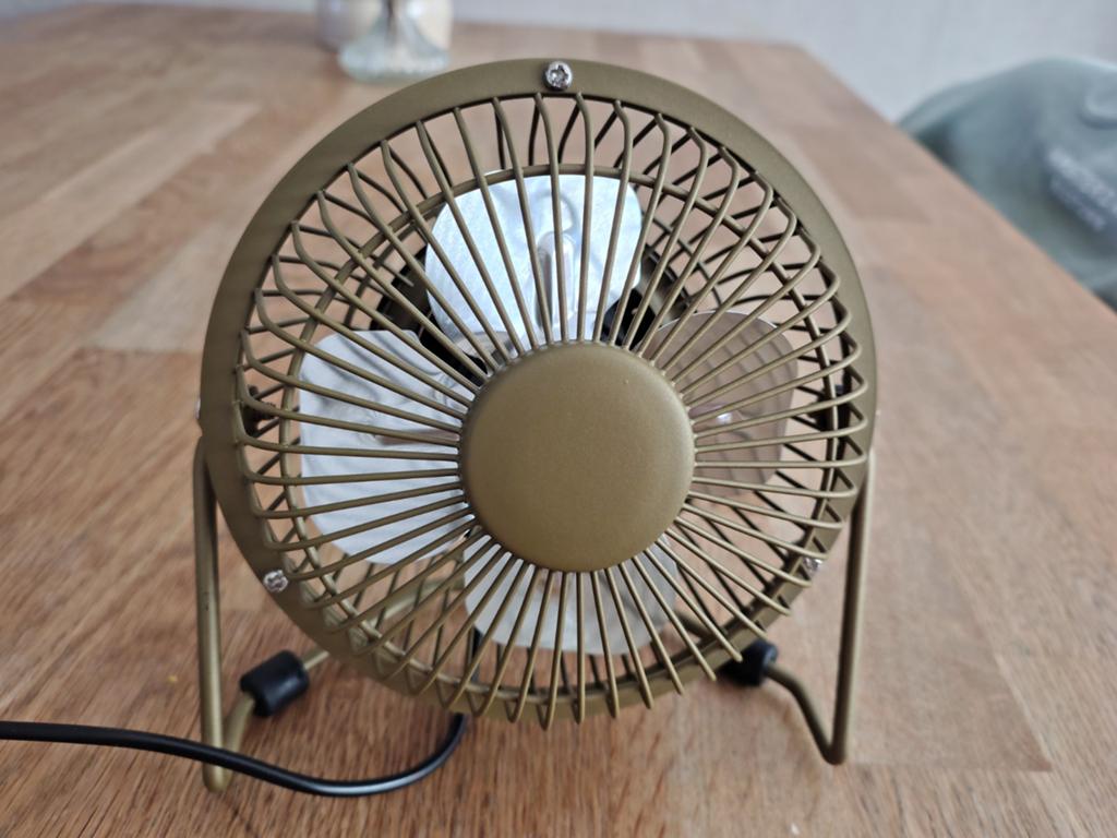 Bureau / tafel ventilator als nieuw mat goud, Ophalen, Zo goed als nieuw, Tafelventilator