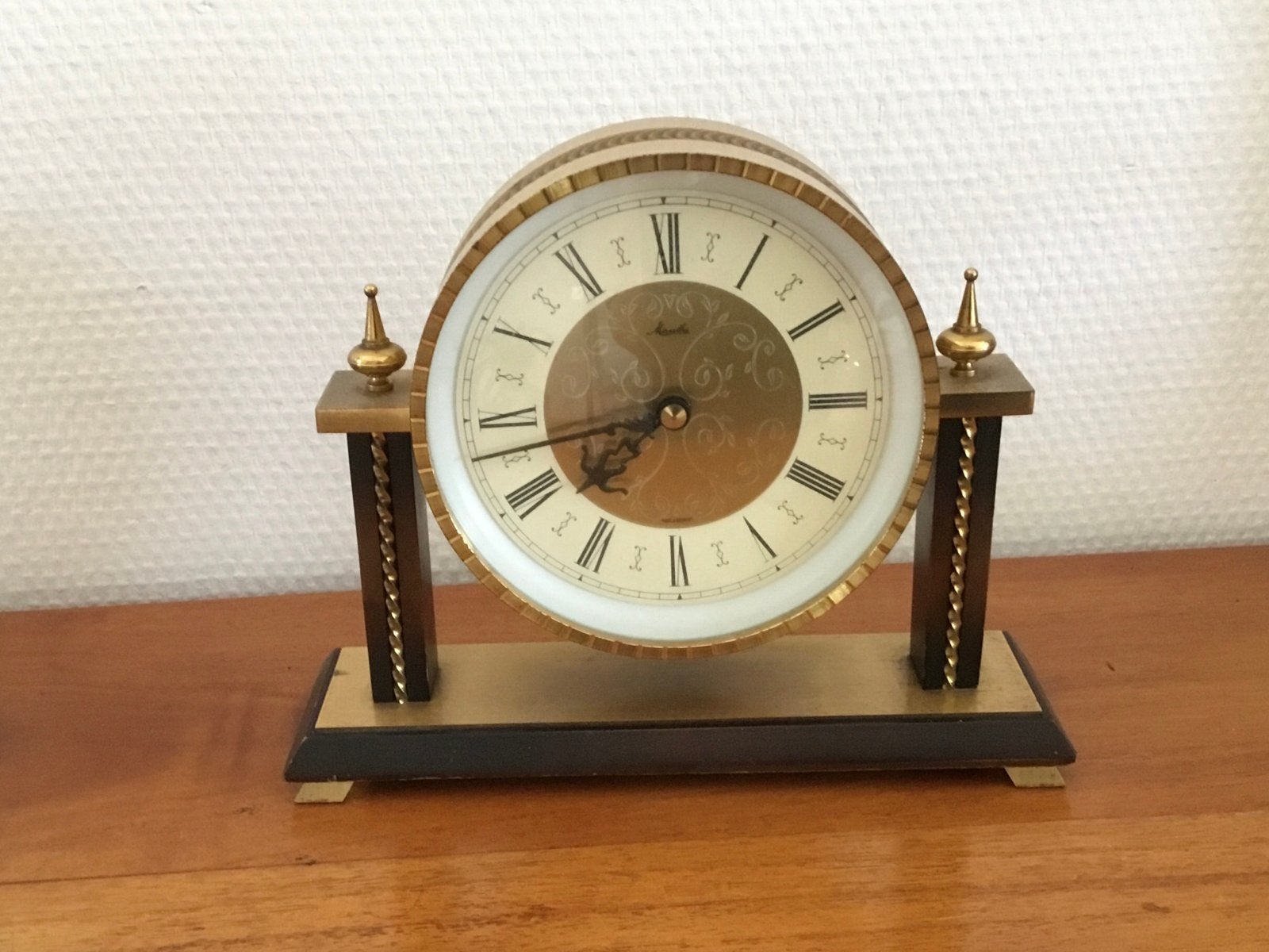 Vintage tafelklokje Junghans messing en hout, Antiek en Kunst, Antiek | Klokken, Ophalen