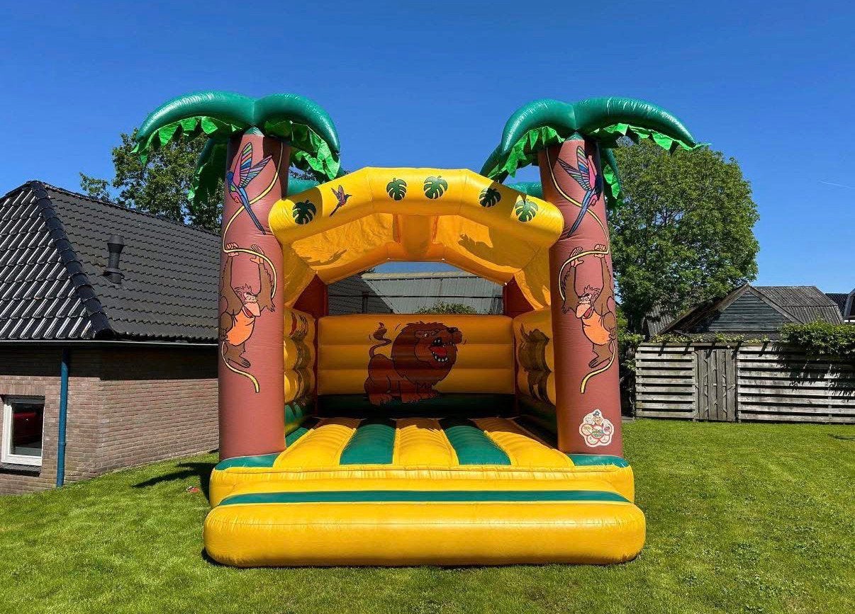 Springkussen TE HUUR -, Ophalen, Zo goed als nieuw
