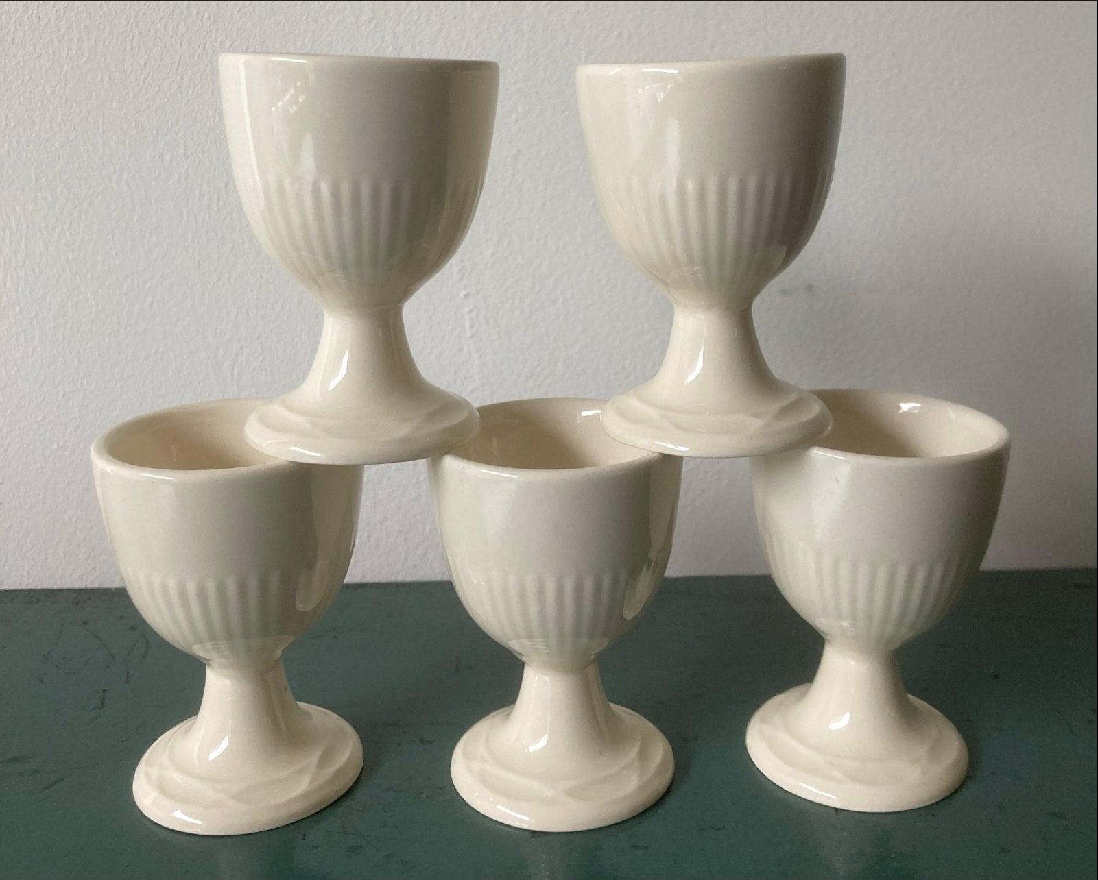 Set van 5 vintage eierdopjes, crèmekleurig porselein, Ophalen of Verzenden