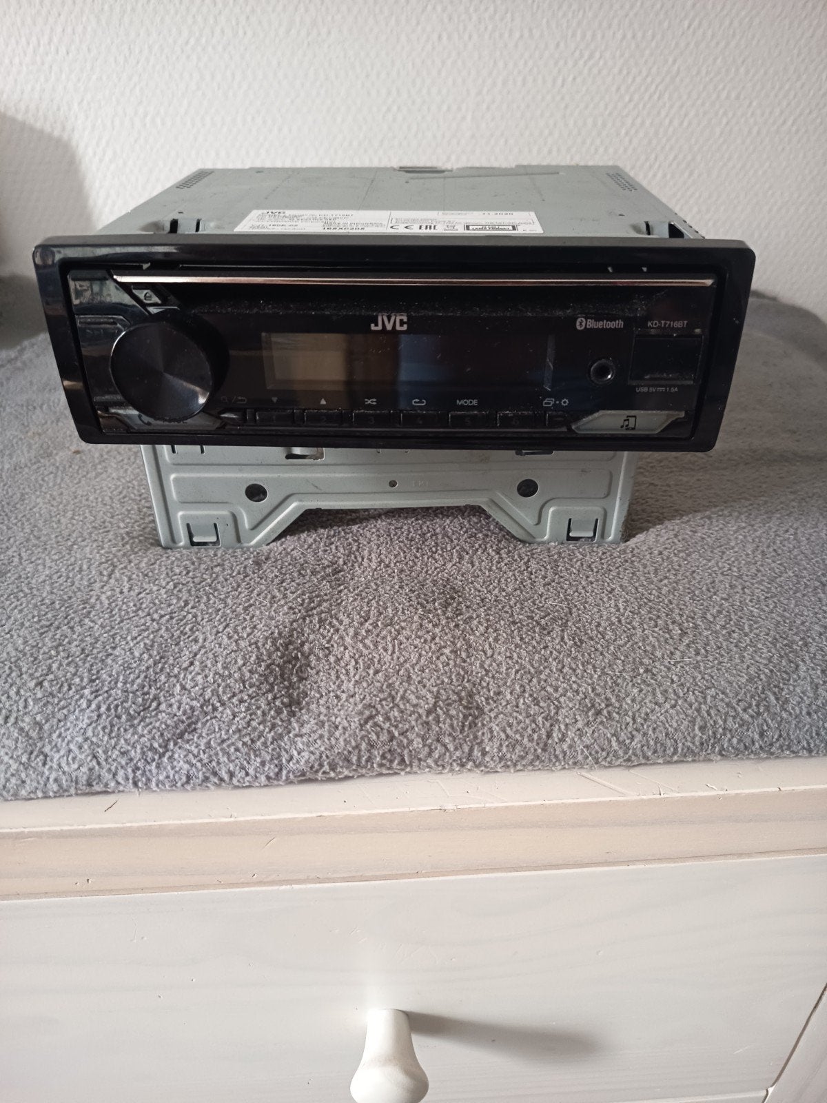 JVC KD-T710BT Autoradio met Bluetooth en USB, Ophalen, Gebruikt