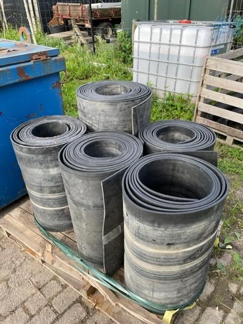 Stalmat Rubber matten stal matten, Stalling, 4 paarden of pony's of meer