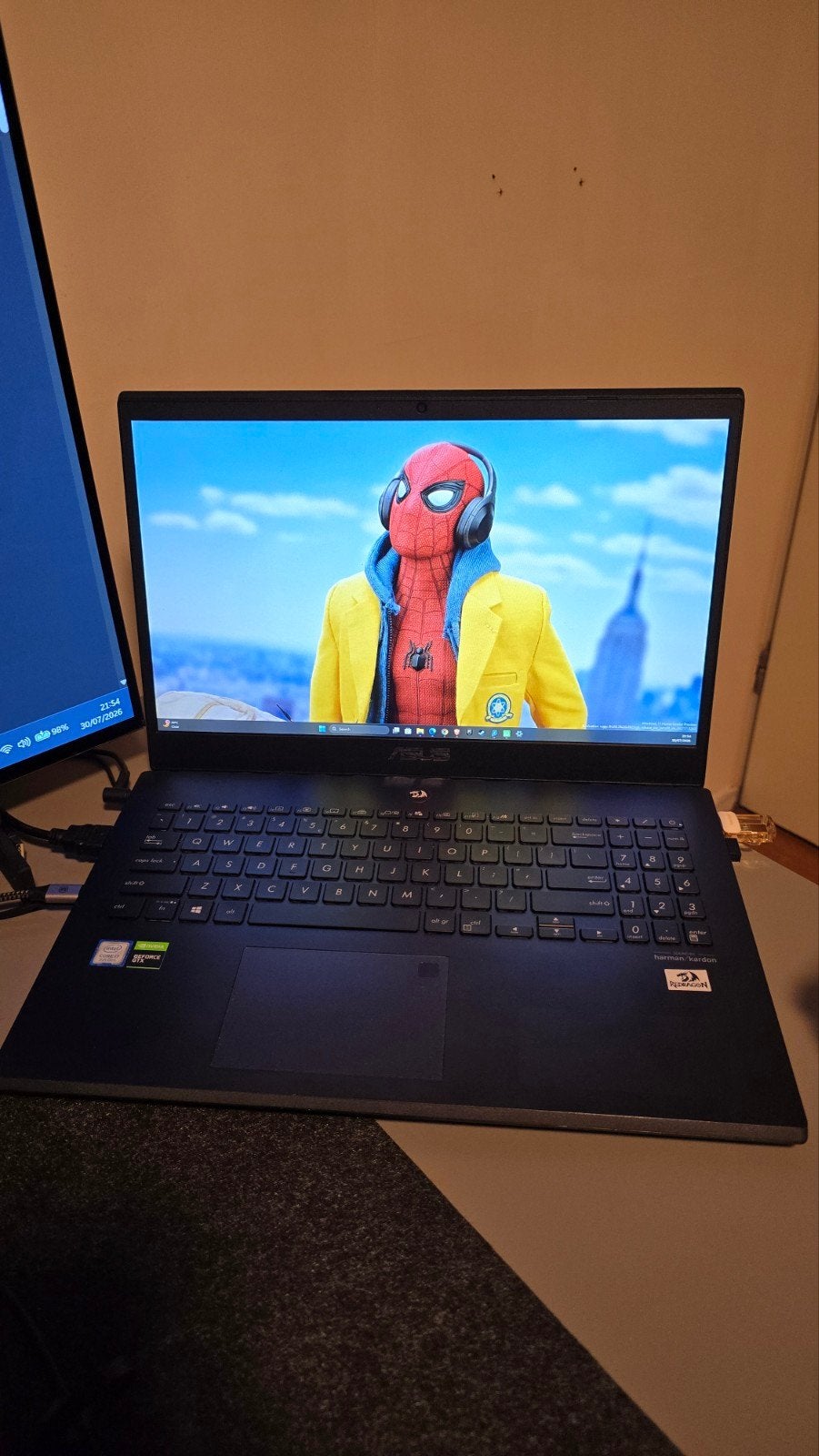 Asus Vivobook X571GT, Ophalen, Met videokaart, Zo goed als nieuw, Gaming