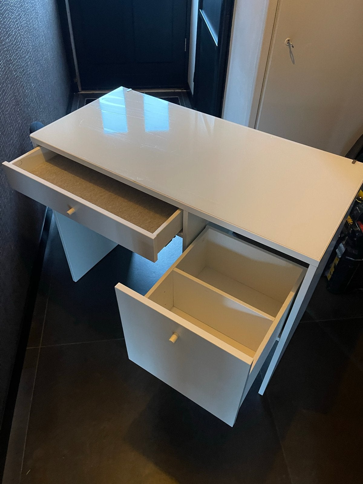Bureau met ladekastjes - Zo goed als nieuw, Huis en Inrichting, Bureaus, Ophalen, Met lades, Zo goed als nieuw, Wit