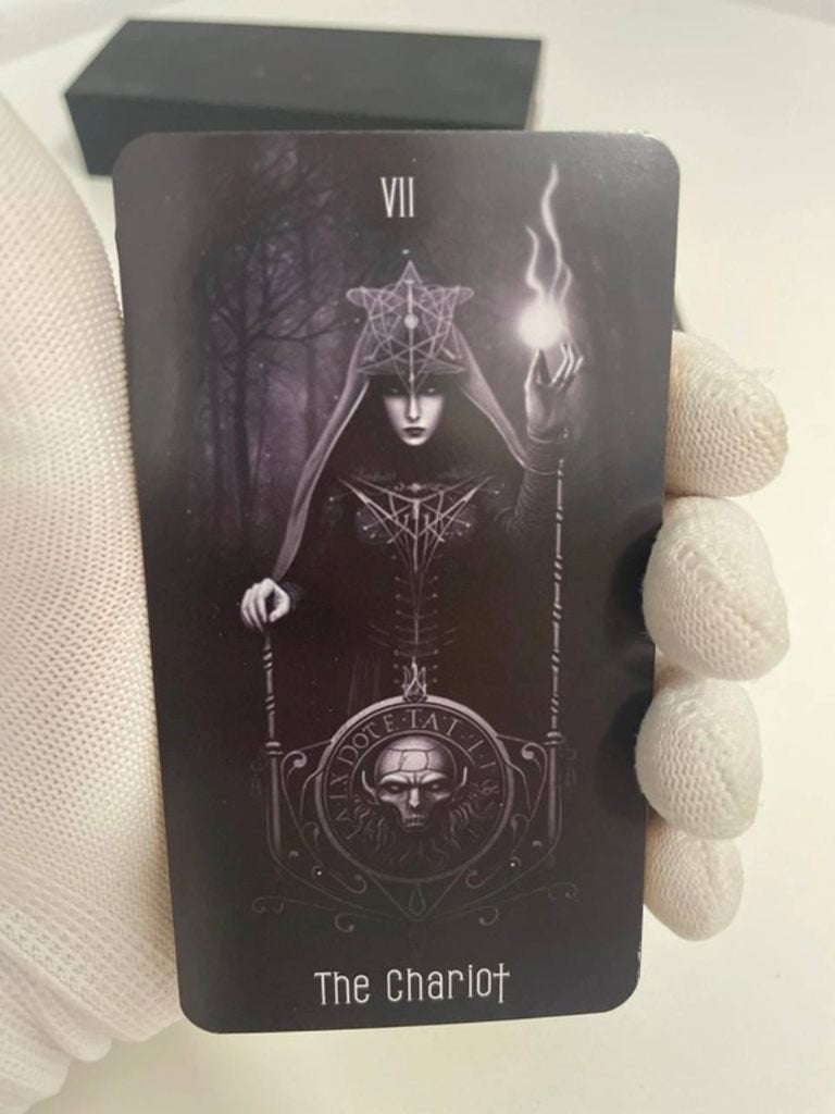 Dark Beauty Tarot – 80 kaarten met gouden randen + gids, Boeken, Dark Synevyr, Tarot of Kaarten leggen, Verzenden, Overige typen