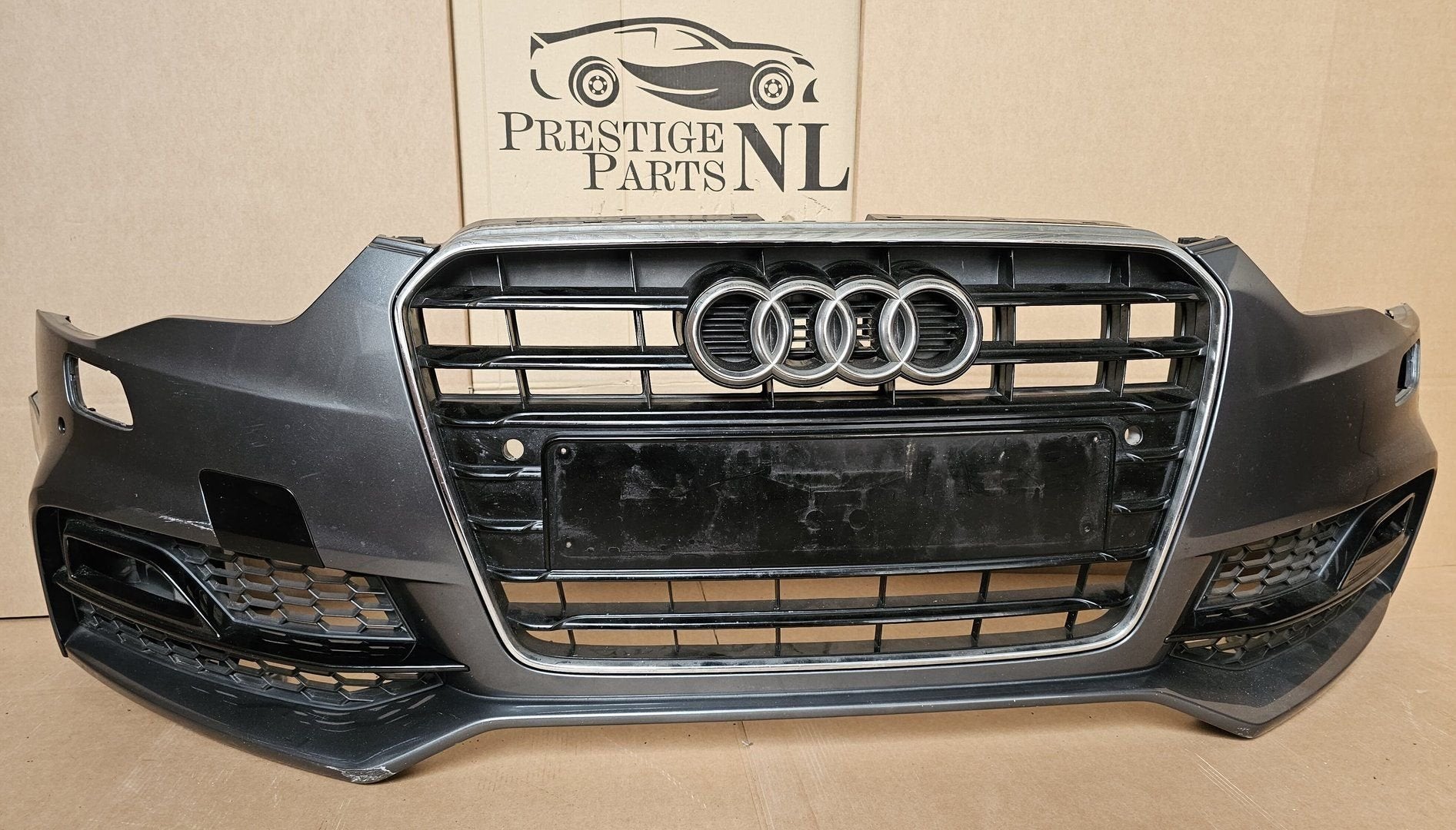 Audi A5 8T Facelift S-line Competition Plus Voorbumper LZ7S, Gebruikt, -, Voor, -