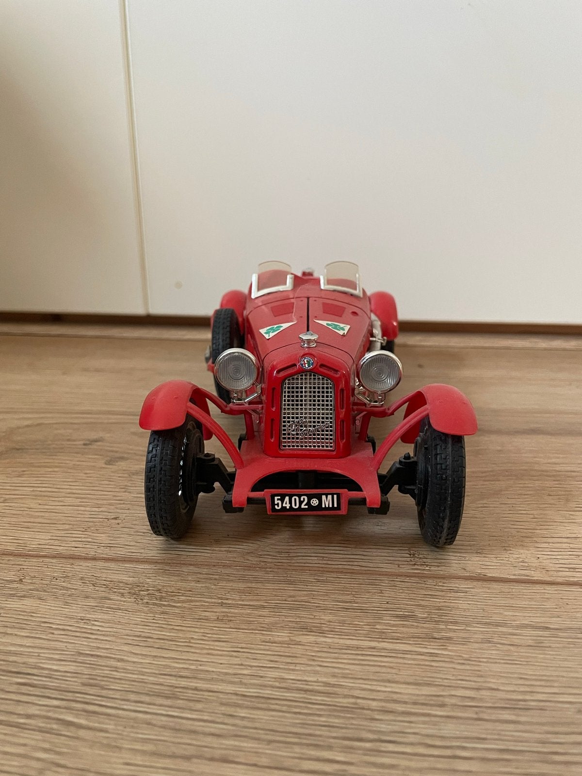 Alfa Romeo 2300 Monza 1934 Burago Schaalmodel 1:18, Ophalen of Verzenden, Zo goed als nieuw, Auto, Bburago