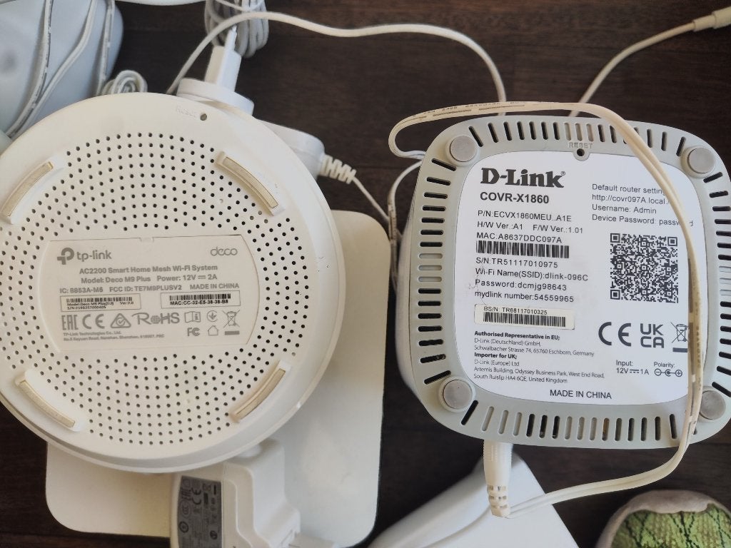 D-Link COVR-X1860 Mesh WiFi 6 routers 3 stuck, Ophalen of Verzenden, Gebruikt, Router, D-Link