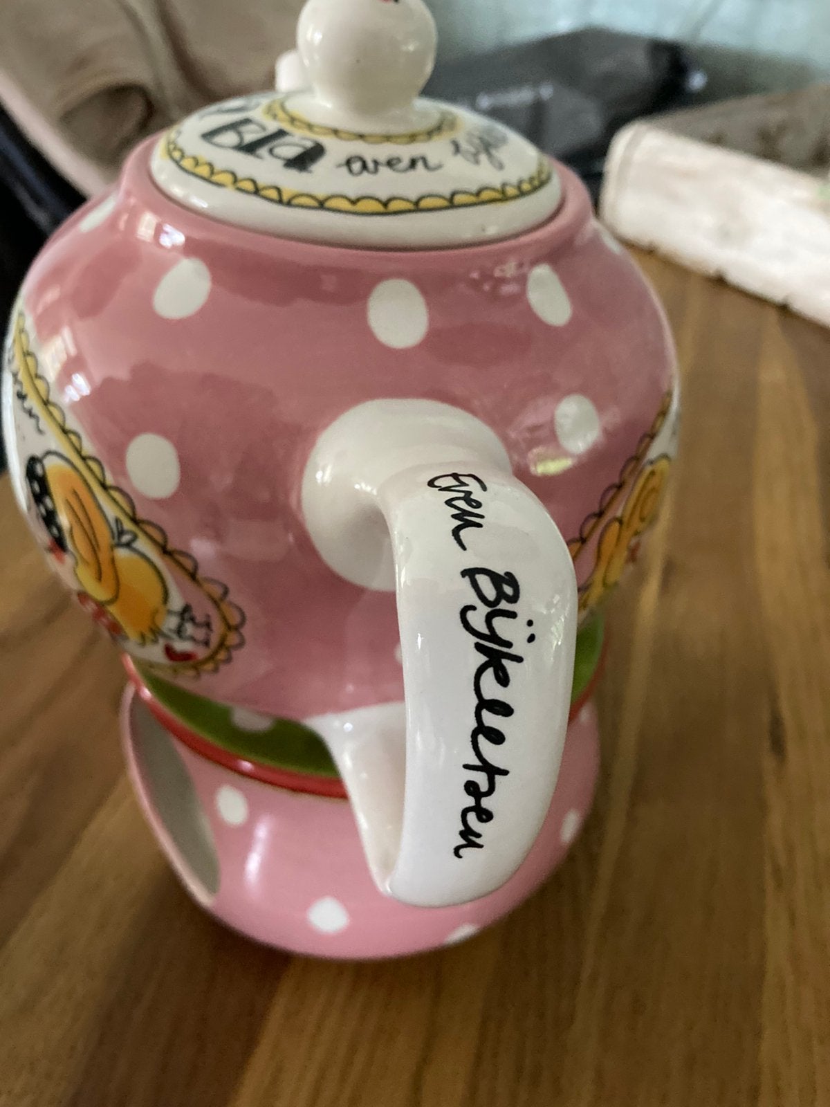 Blond even bijkletsen theelicht en theepot, Ophalen of Verzenden, Zo goed als nieuw, Aardewerk, Overige typen