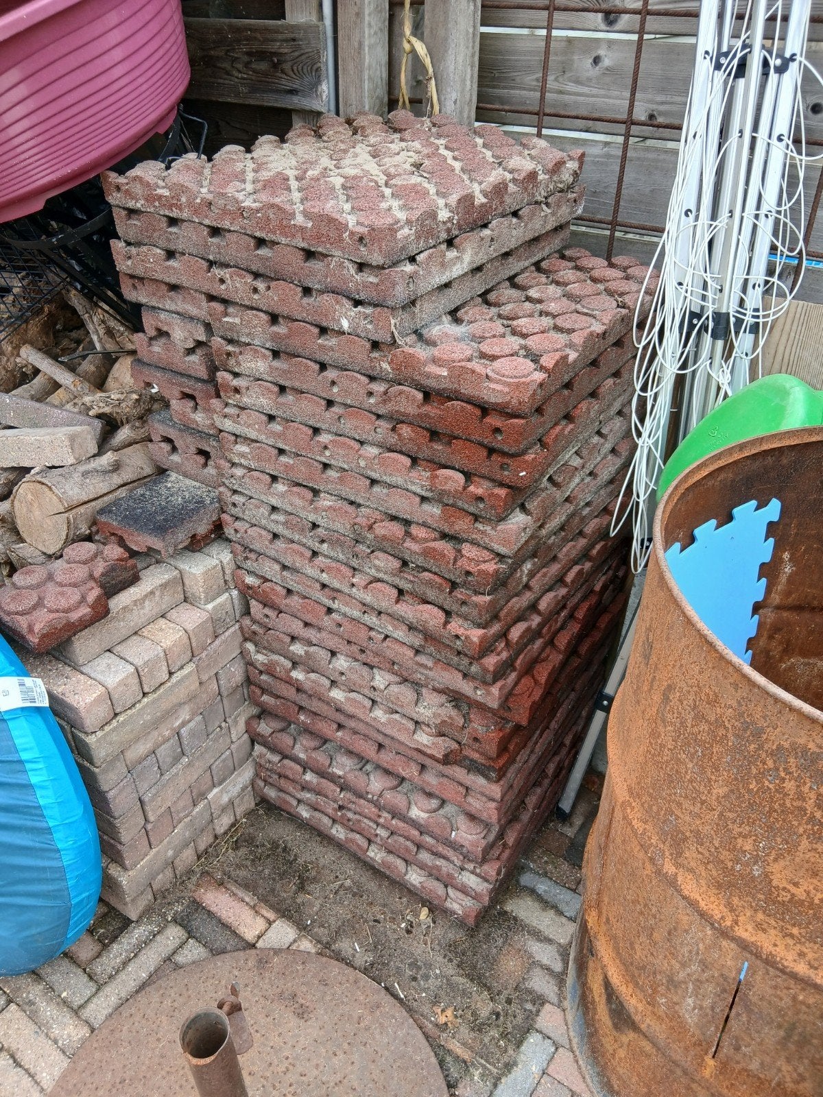 Zwarte rubberen tegels, Ophalen, Gebruikt, 40 tot 60 cm, Overige materialen
